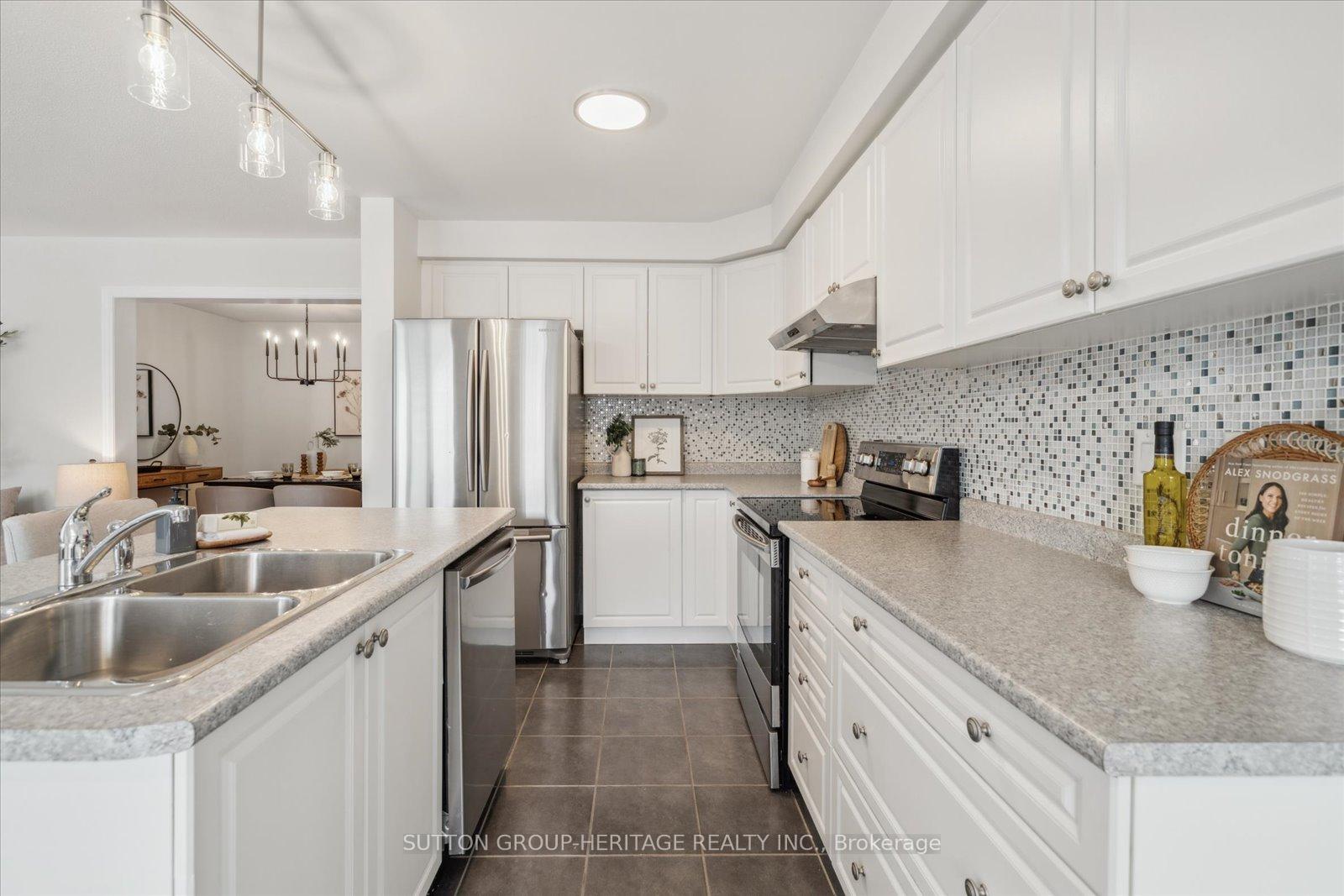 Photo 17 of 176 Dewell Crescent, Clarington, Courtice — HOMEH