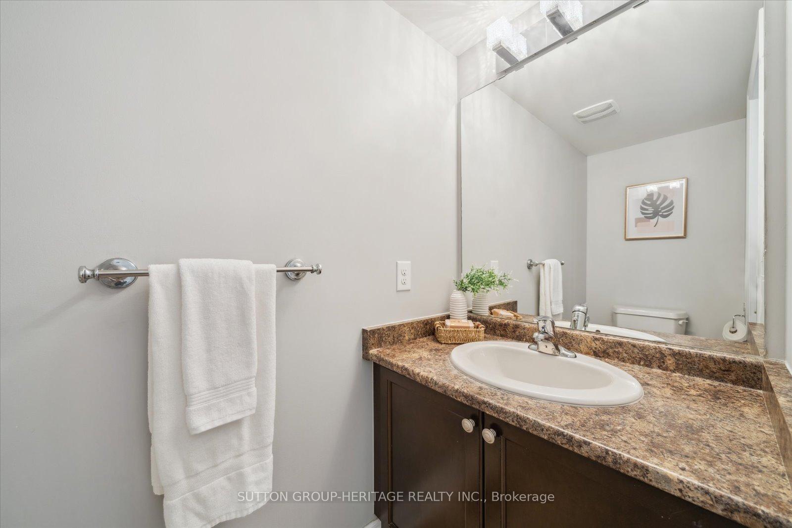 Photo 23 of 176 Dewell Crescent, Clarington, Courtice — HOMEH