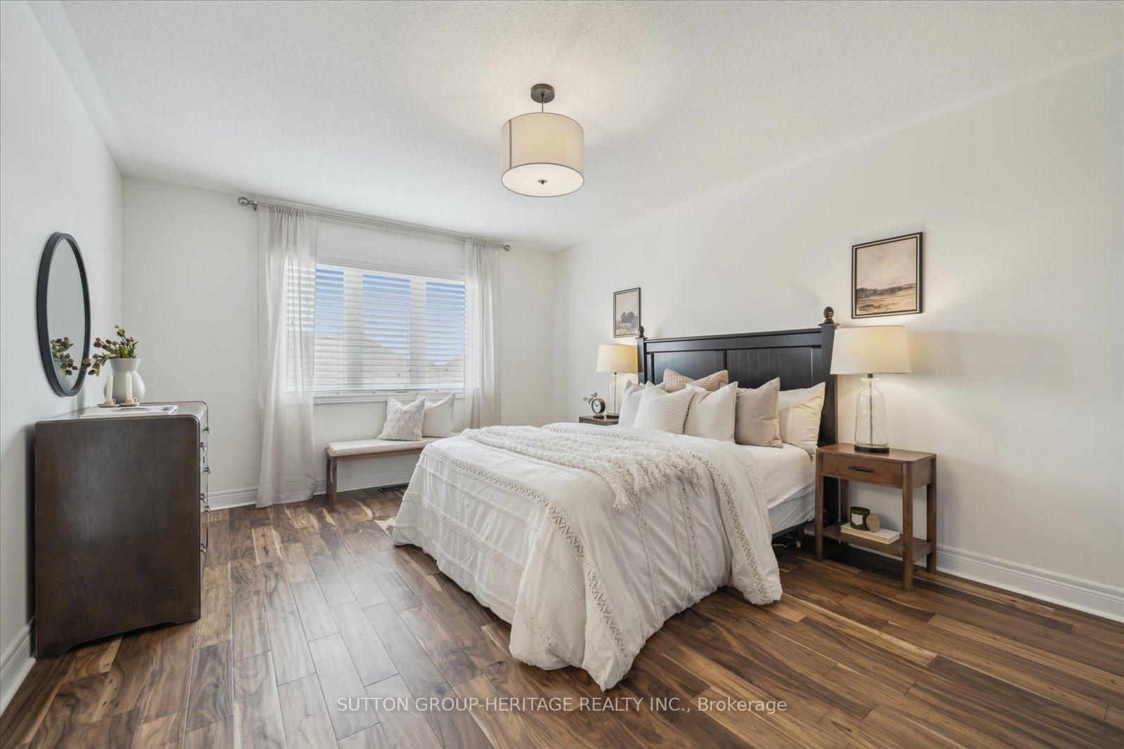 Photo 25 of 176 Dewell Crescent, Clarington, Courtice — HOMEH