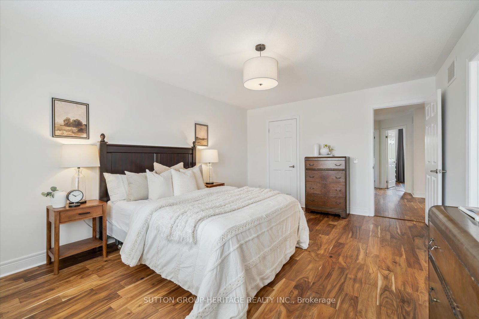 Photo 27 of 176 Dewell Crescent, Clarington, Courtice — HOMEH
