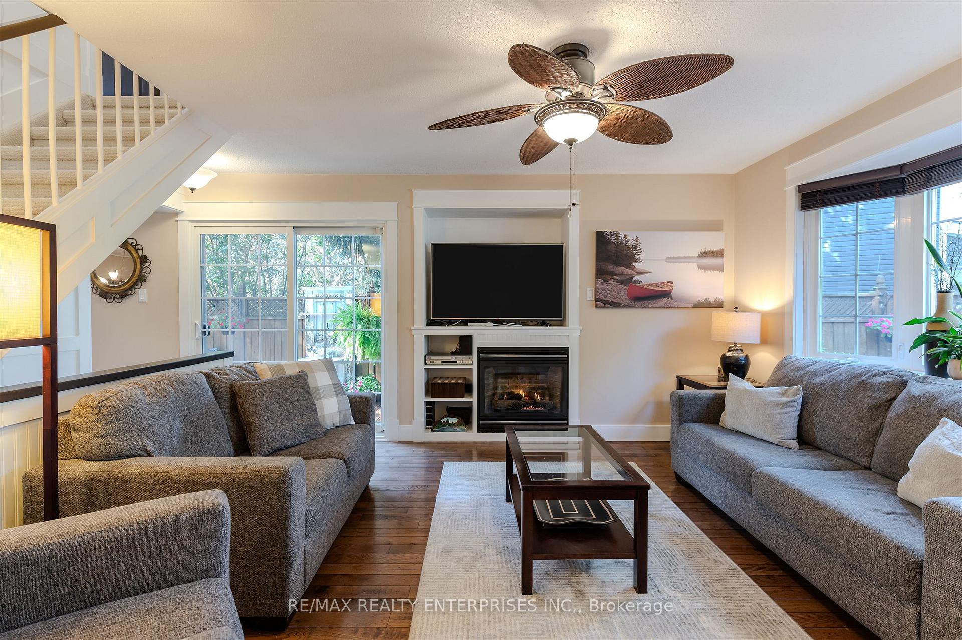 Photo 5 of 18 Blueridge Square, Brampton, Heart Lake West — HOMEH