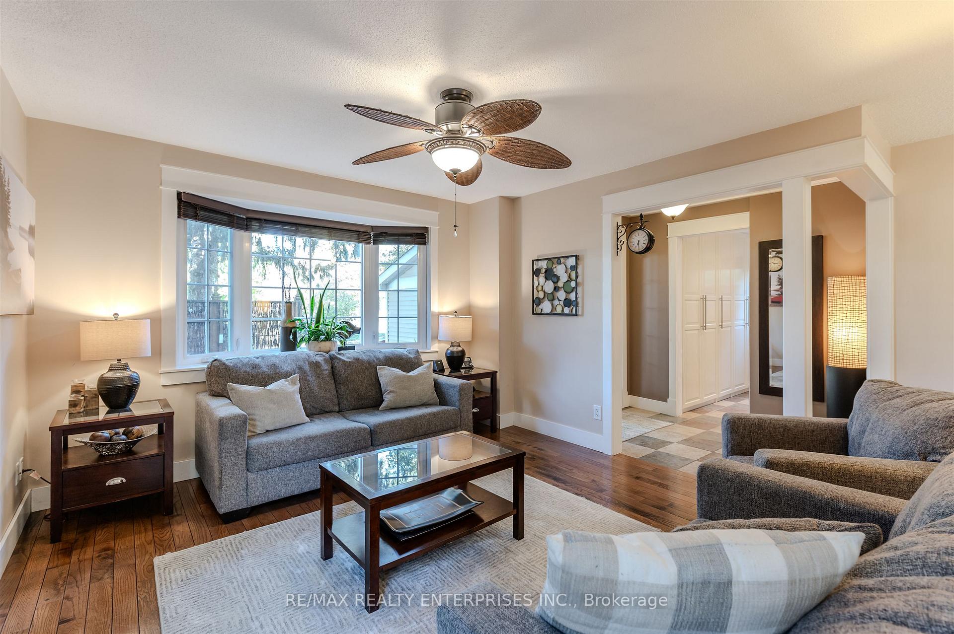 Photo 9 of 18 Blueridge Square, Brampton, Heart Lake West — HOMEH