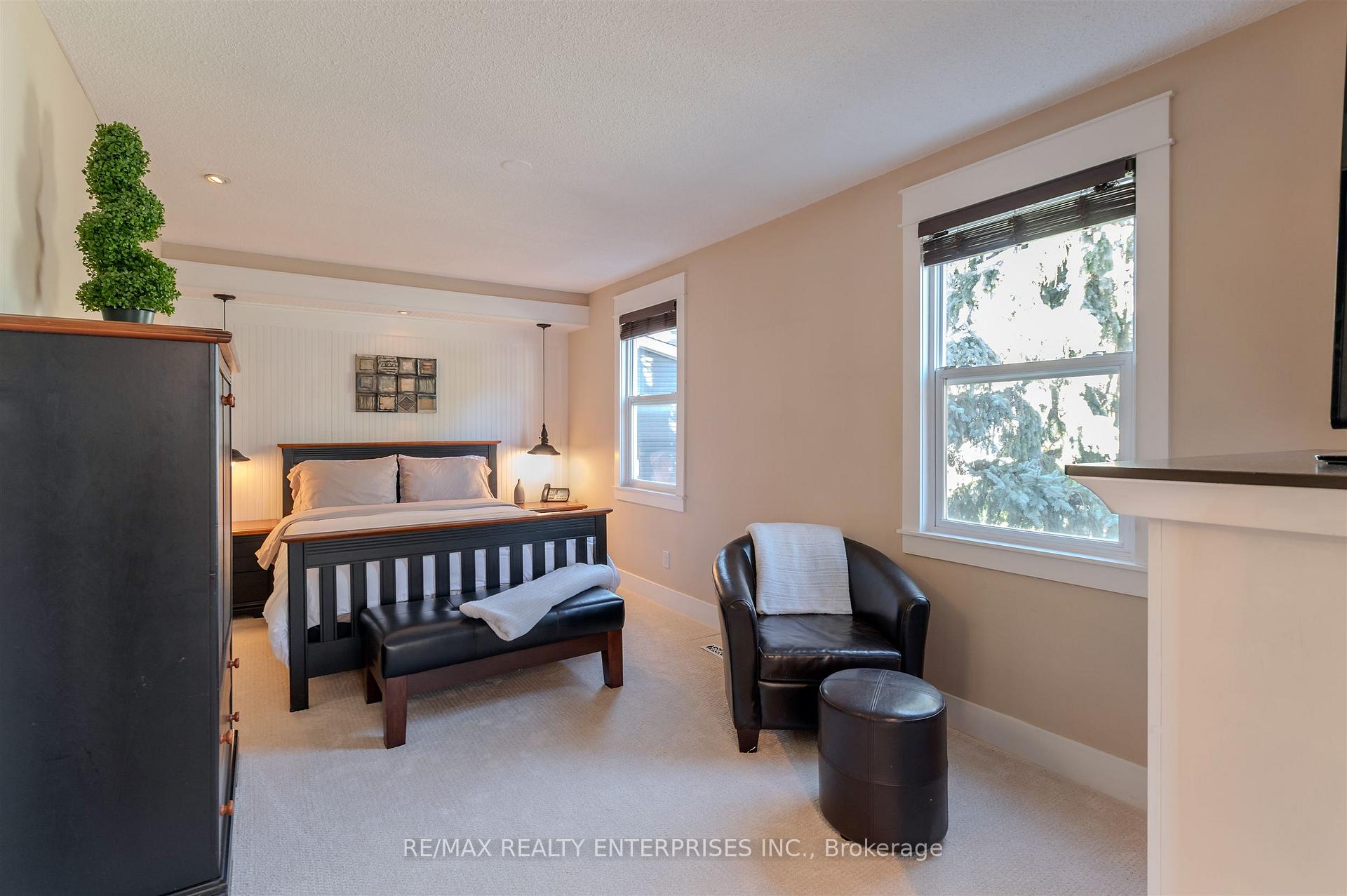 Photo 19 of 18 Blueridge Square, Brampton, Heart Lake West — HOMEH