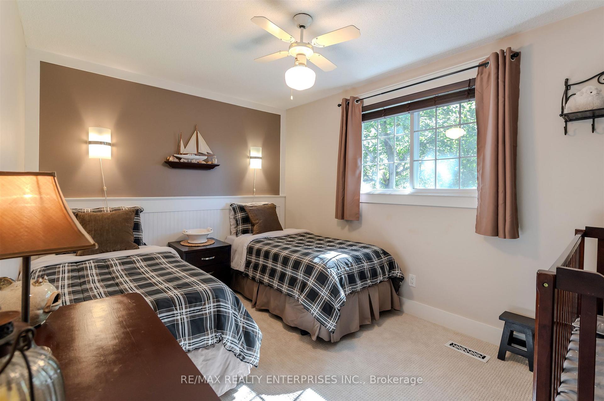 Photo 22 of 18 Blueridge Square, Brampton, Heart Lake West — HOMEH