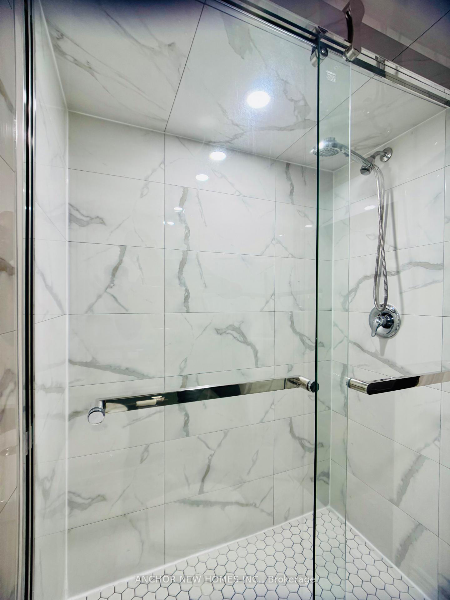 Photo 10 of 85 Ozner Court, Brampton, Fletcher's Meadow — HOMEH