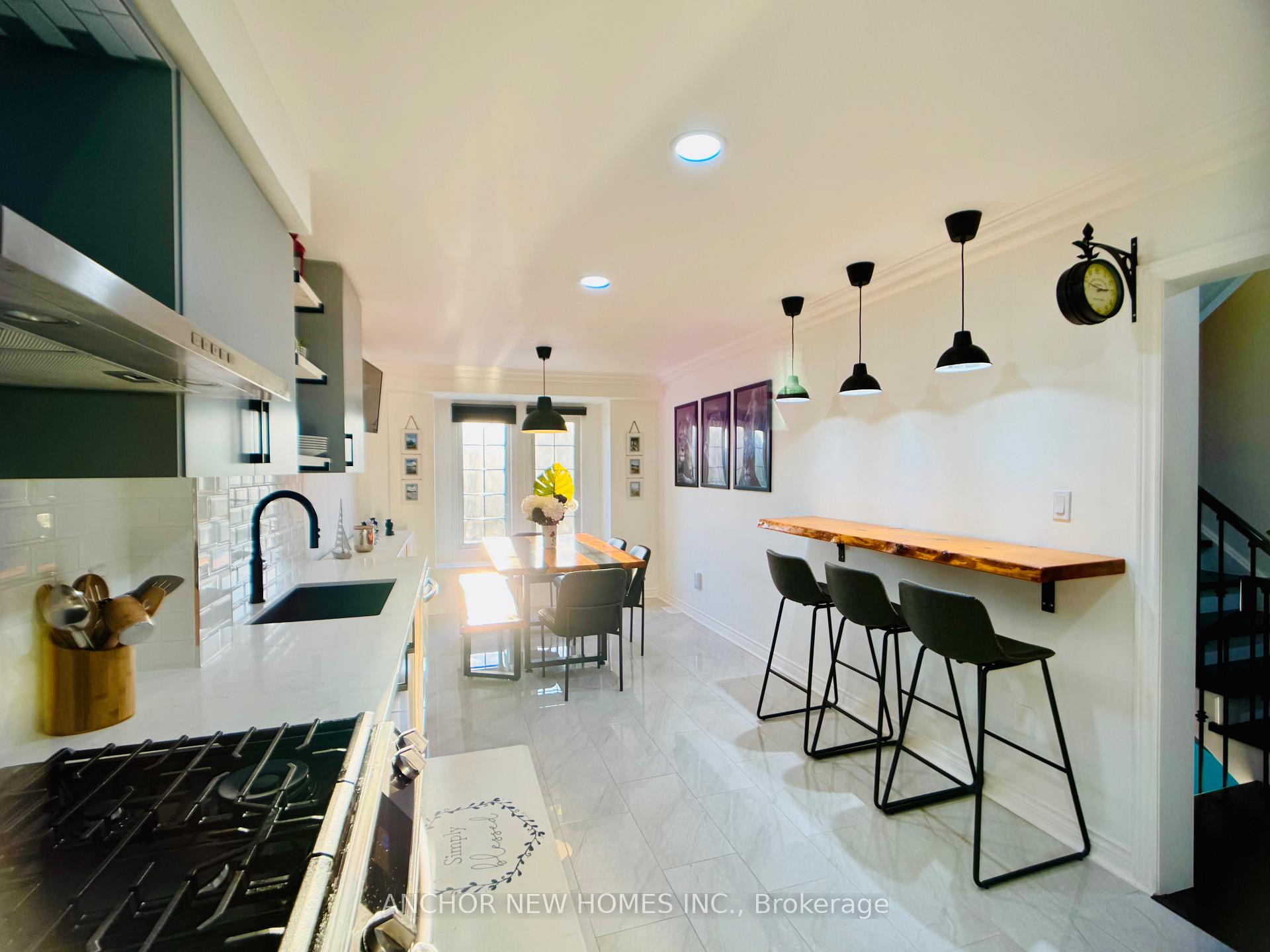 Photo 16 of 85 Ozner Court, Brampton, Fletcher's Meadow — HOMEH