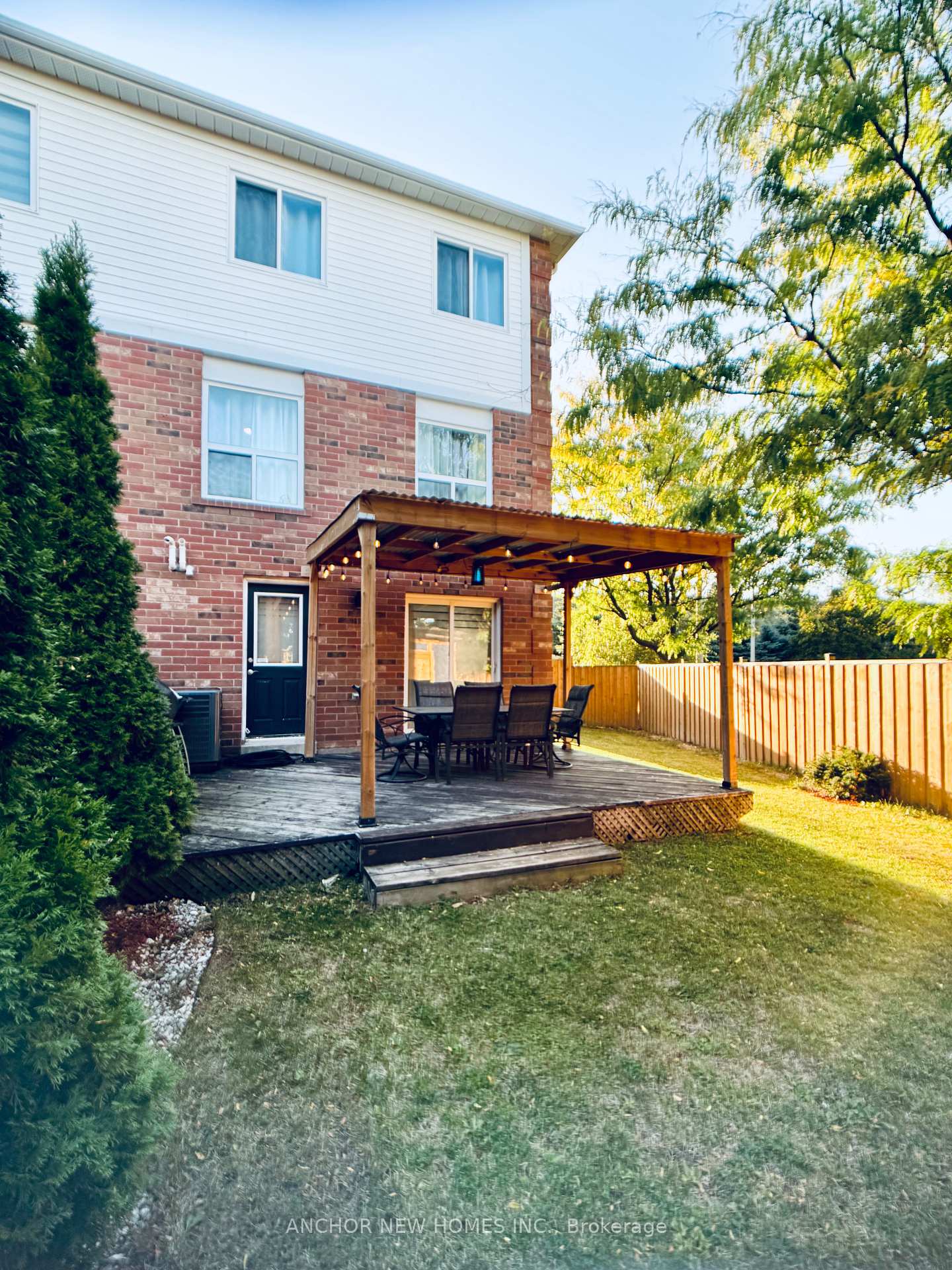 Photo 35 of 85 Ozner Court, Brampton, Fletcher's Meadow — HOMEH