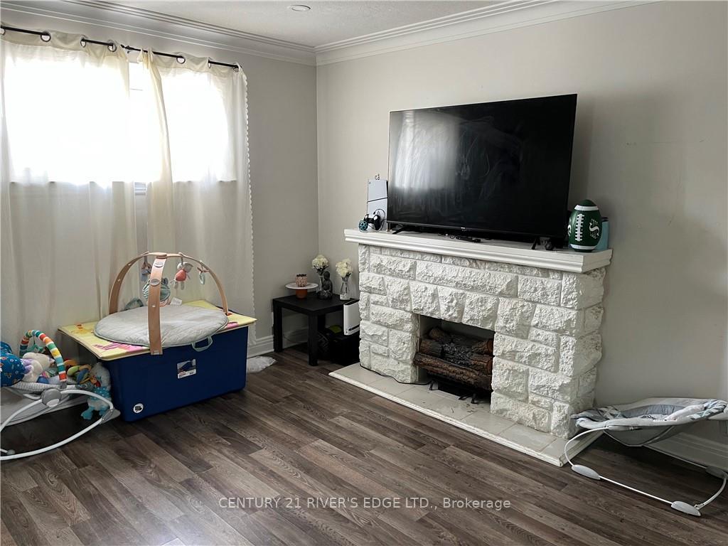 Photo 2 of 620 First Street E, Cornwall — HOMEH