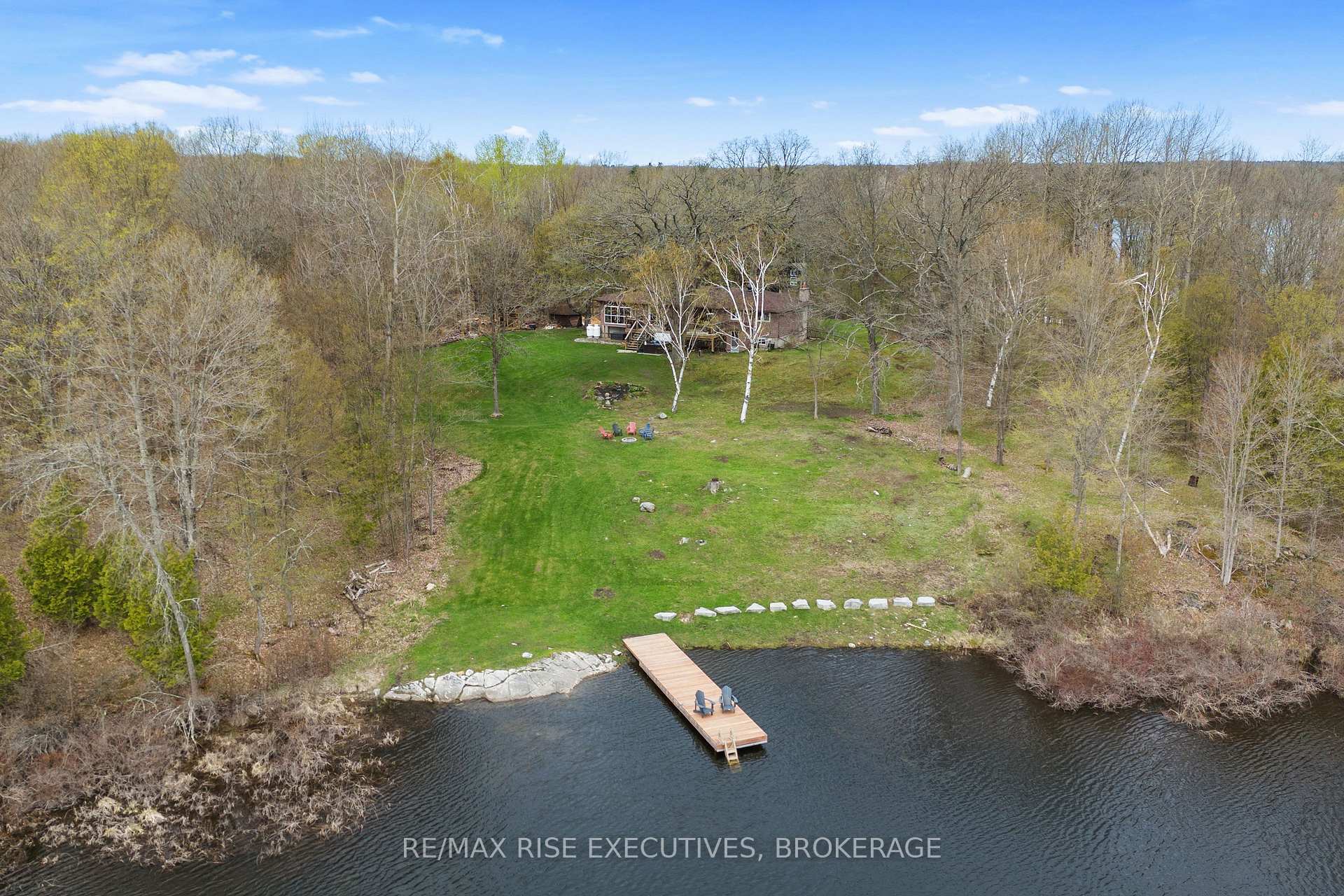 Photo 3 of 4214 Maple Drive, Frontenac, Frontenac South — HOMEH