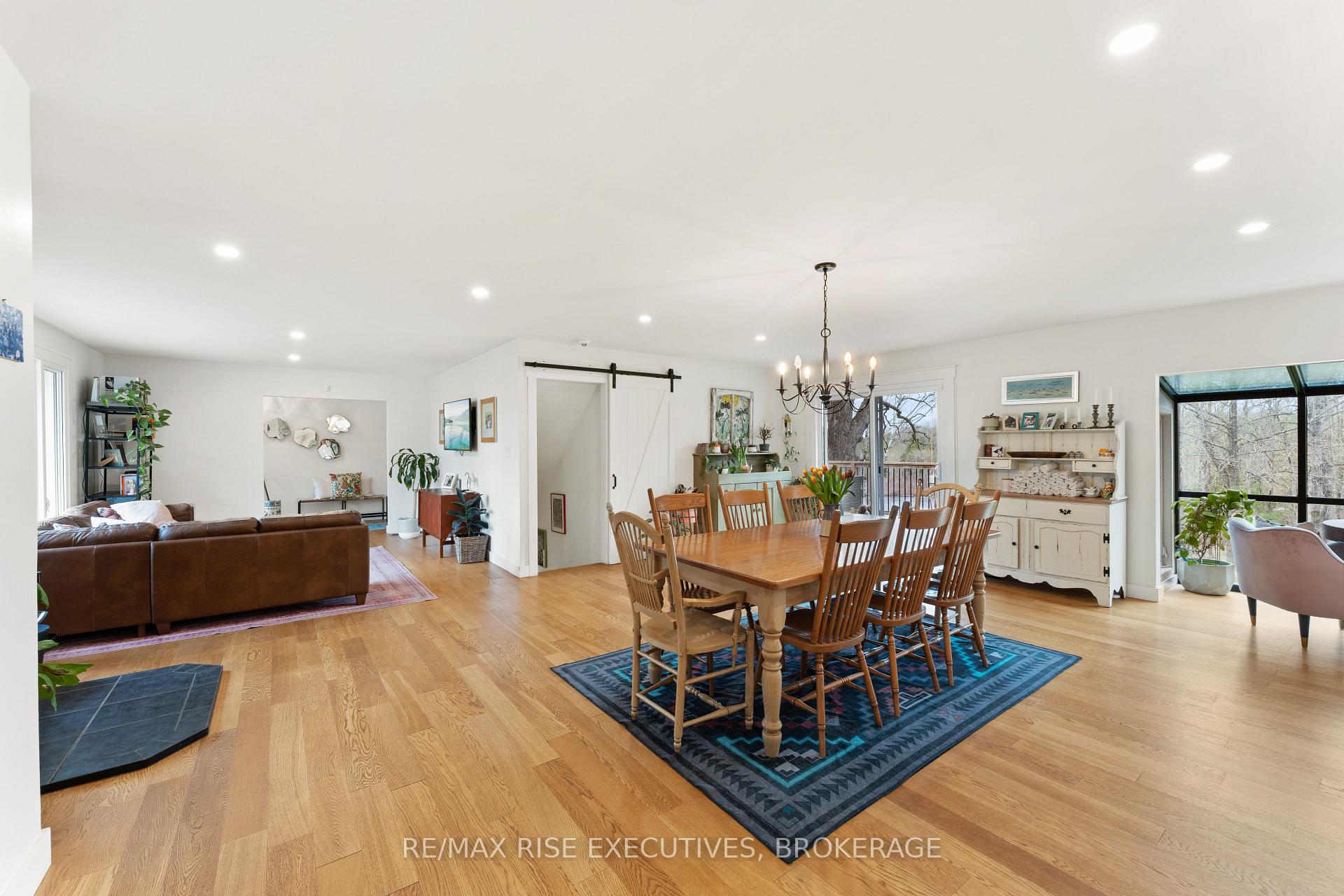Photo 11 of 4214 Maple Drive, Frontenac, Frontenac South — HOMEH