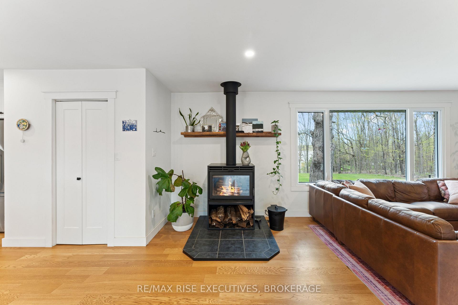 Photo 19 of 4214 Maple Drive, Frontenac, Frontenac South — HOMEH