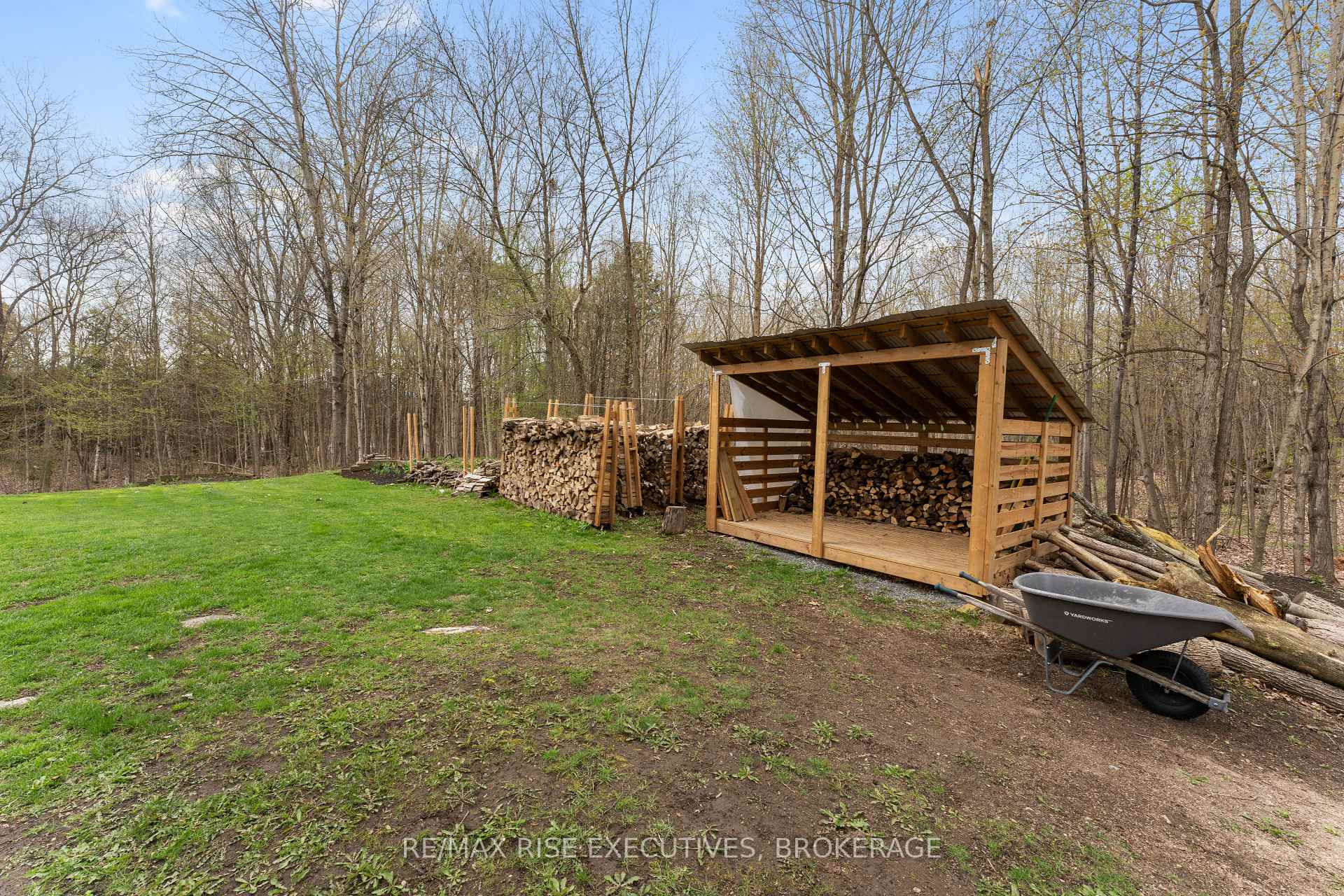Photo 43 of 4214 Maple Drive, Frontenac, Frontenac South — HOMEH