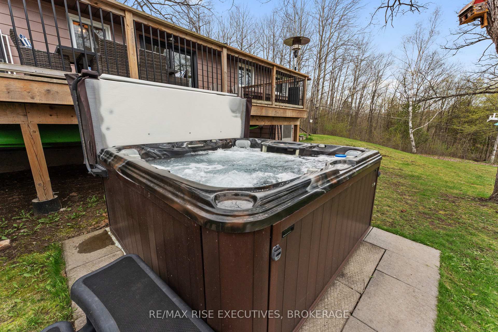 Photo 48 of 4214 Maple Drive, Frontenac, Frontenac South — HOMEH