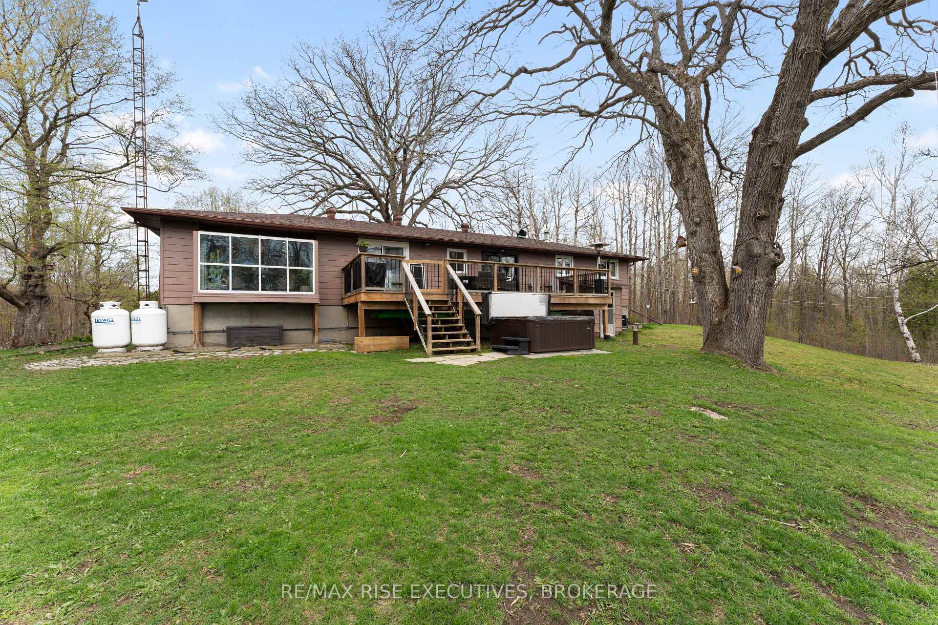 Photo 49 of 4214 Maple Drive, Frontenac, Frontenac South — HOMEH