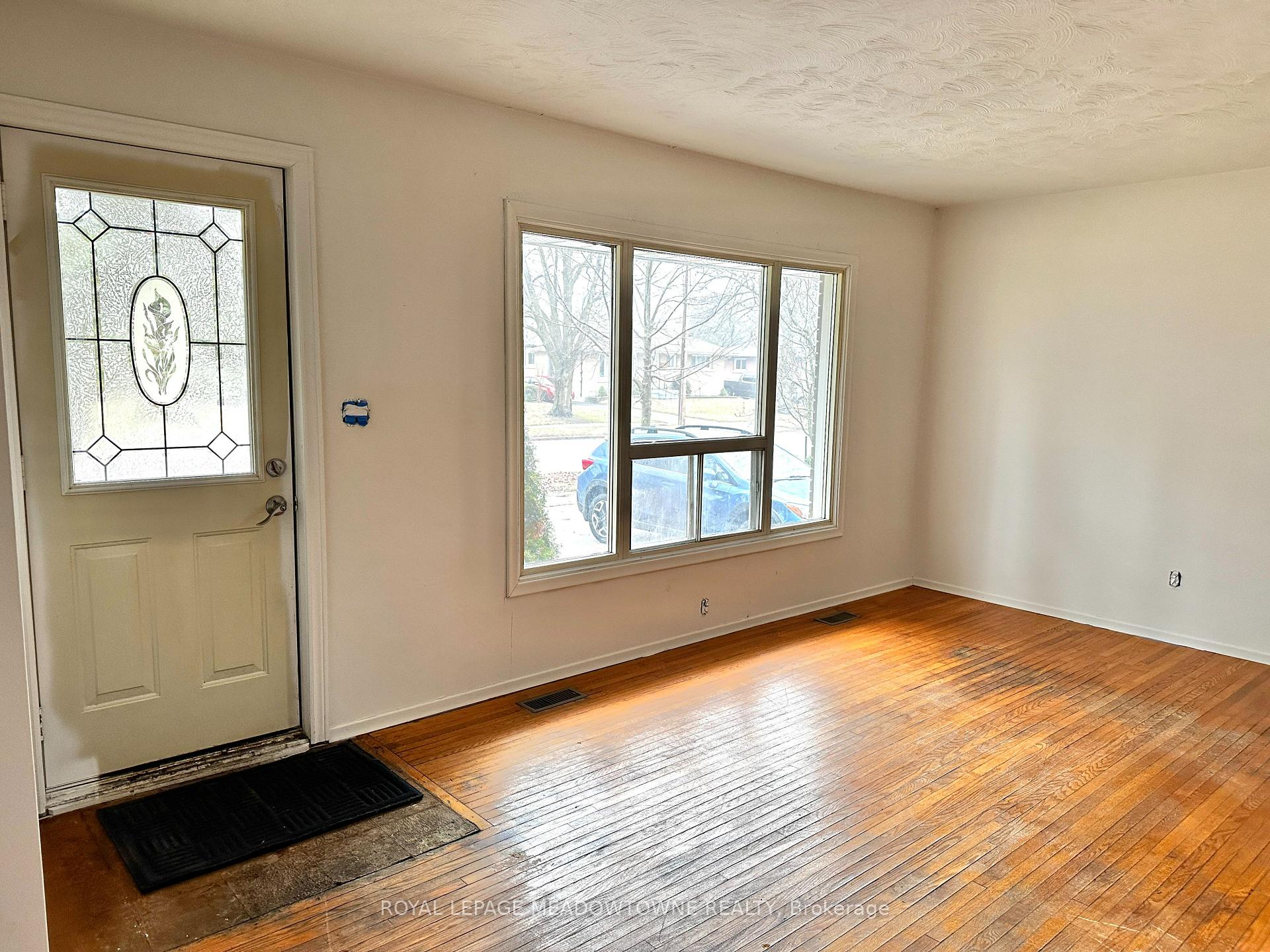Photo 2 of 154 Renfield Street, Guelph, Riverside Park — HOMEH