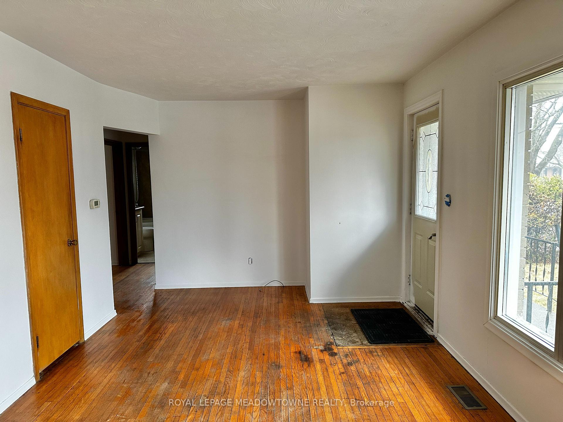 Photo 3 of 154 Renfield Street, Guelph, Riverside Park — HOMEH