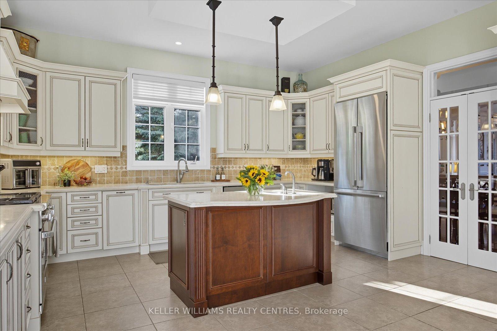 Photo 15 of 72 Duncton Wood Crescent, Aurora, Hills of St Andrew — HOMEH