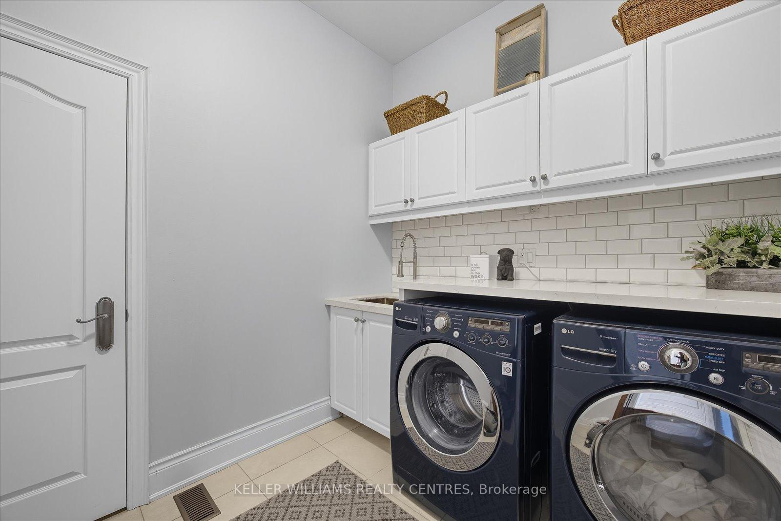 Photo 16 of 72 Duncton Wood Crescent, Aurora, Hills of St Andrew — HOMEH