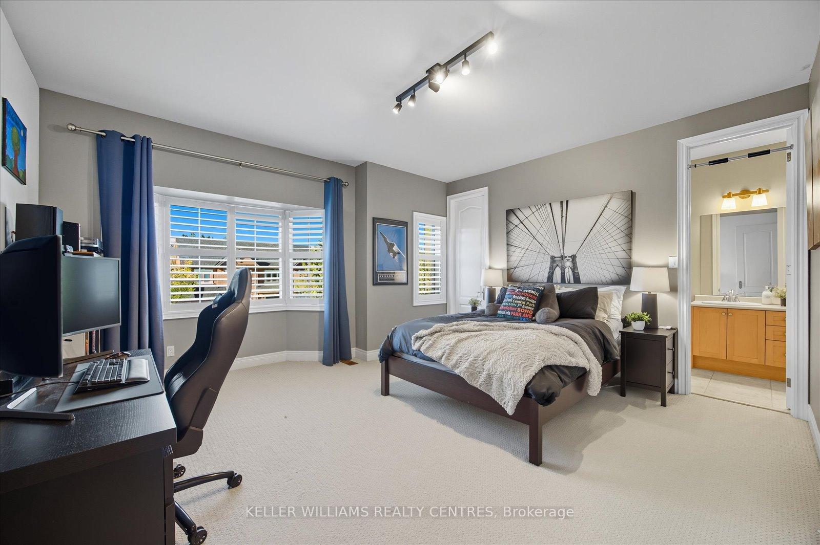 Photo 23 of 72 Duncton Wood Crescent, Aurora, Hills of St Andrew — HOMEH