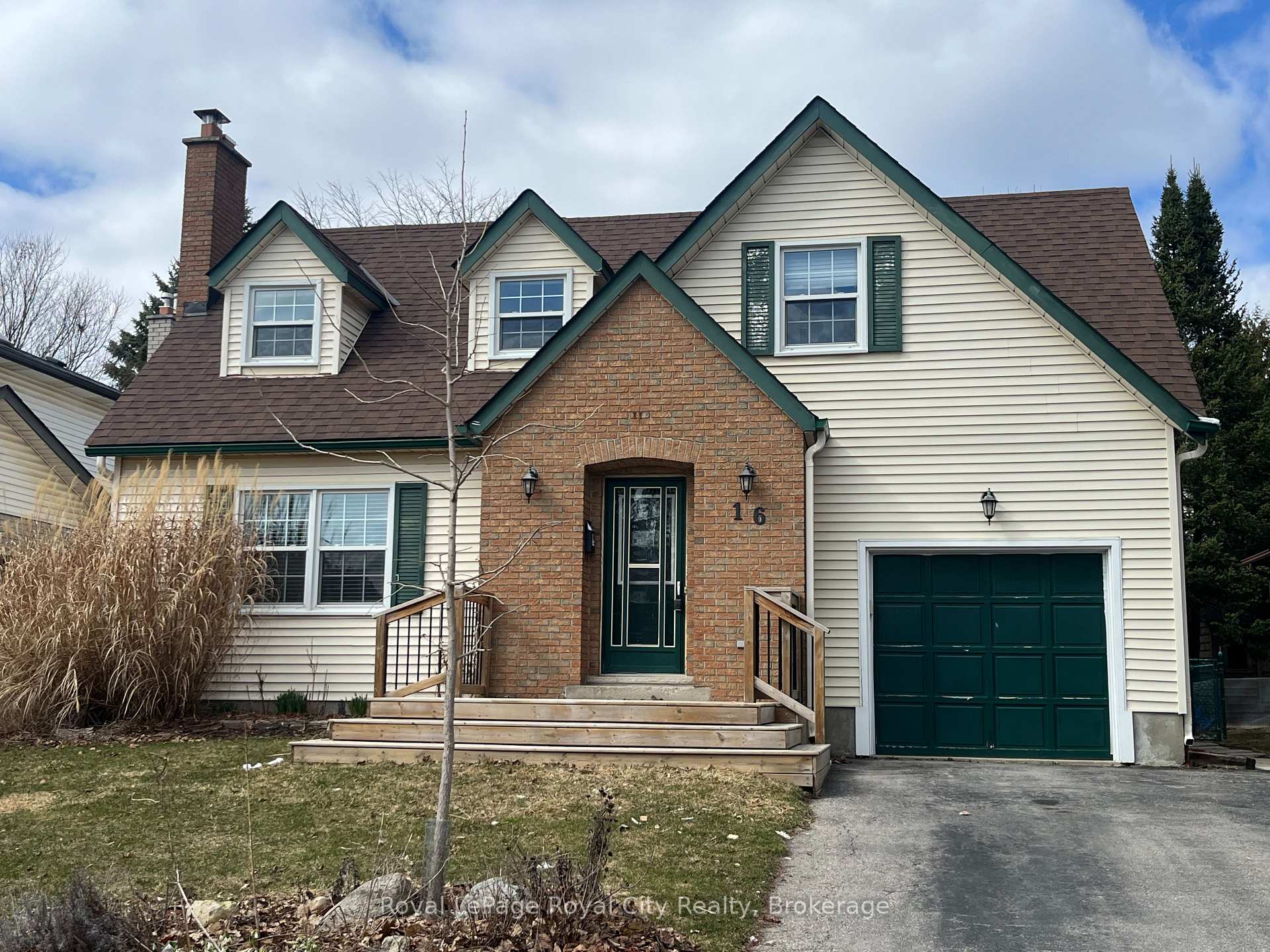 Photo 1 of 16 Sagewood Place, Guelph, Kortright West — HOMEH