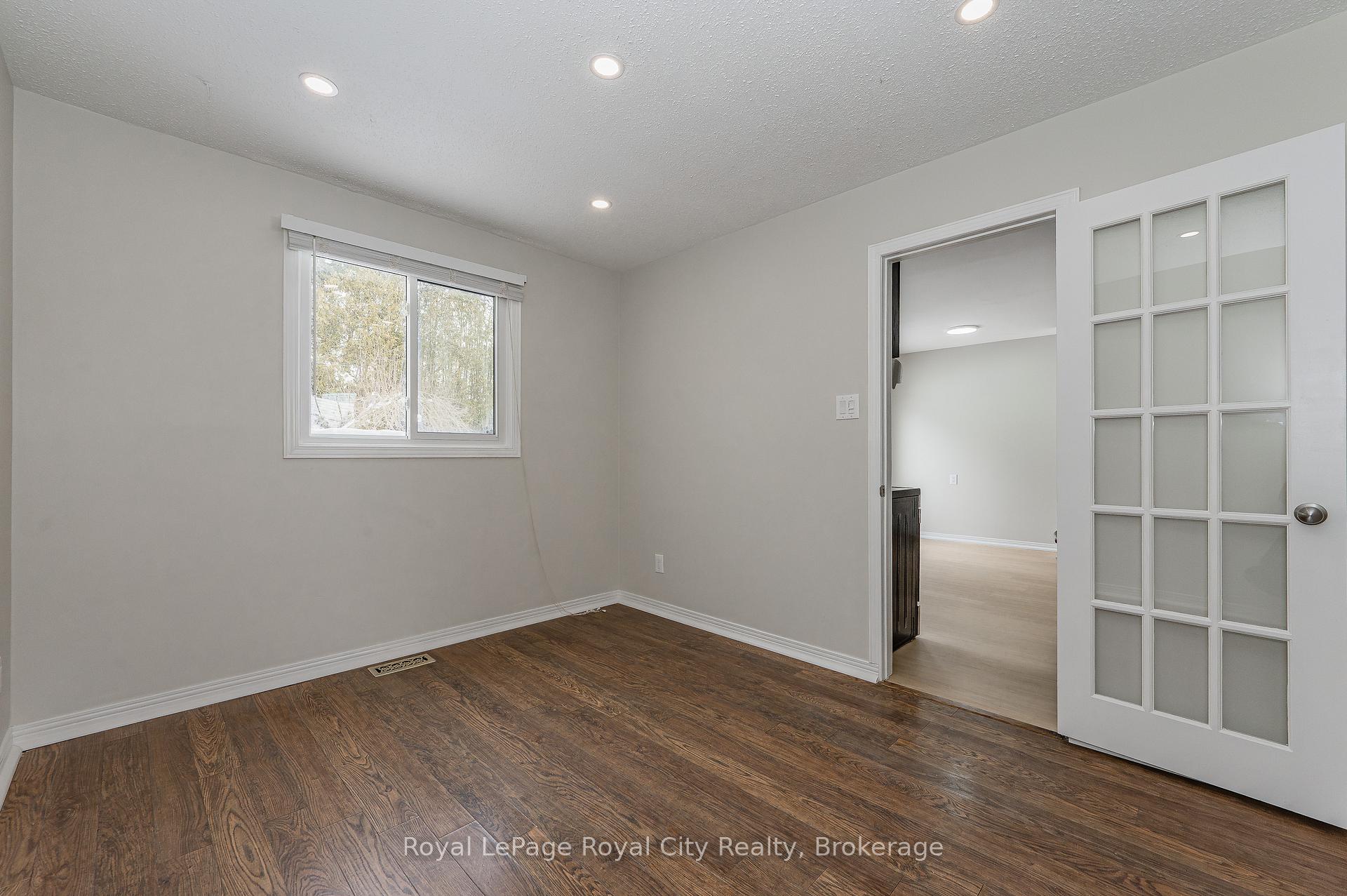 Photo 7 of 16 Sagewood Place, Guelph, Kortright West — HOMEH