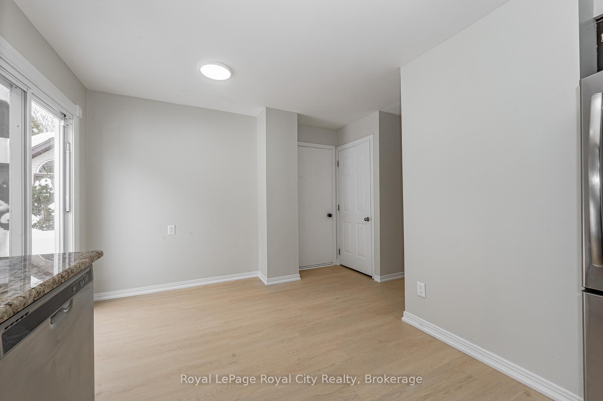 Photo 12 of 16 Sagewood Place, Guelph, Kortright West — HOMEH