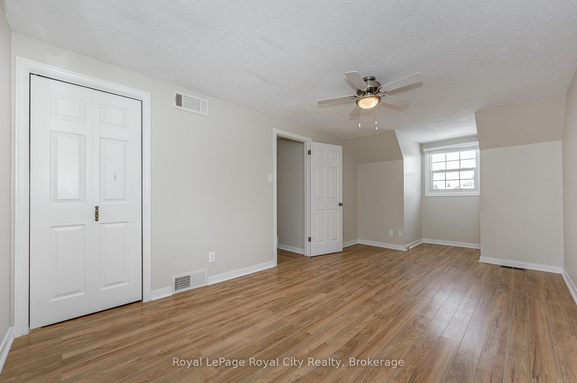 Photo 20 of 16 Sagewood Place, Guelph, Kortright West — HOMEH