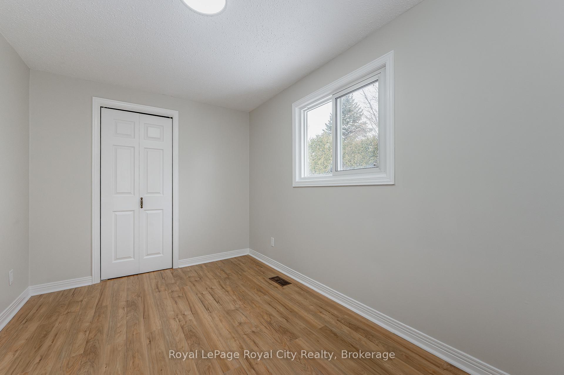 Photo 21 of 16 Sagewood Place, Guelph, Kortright West — HOMEH