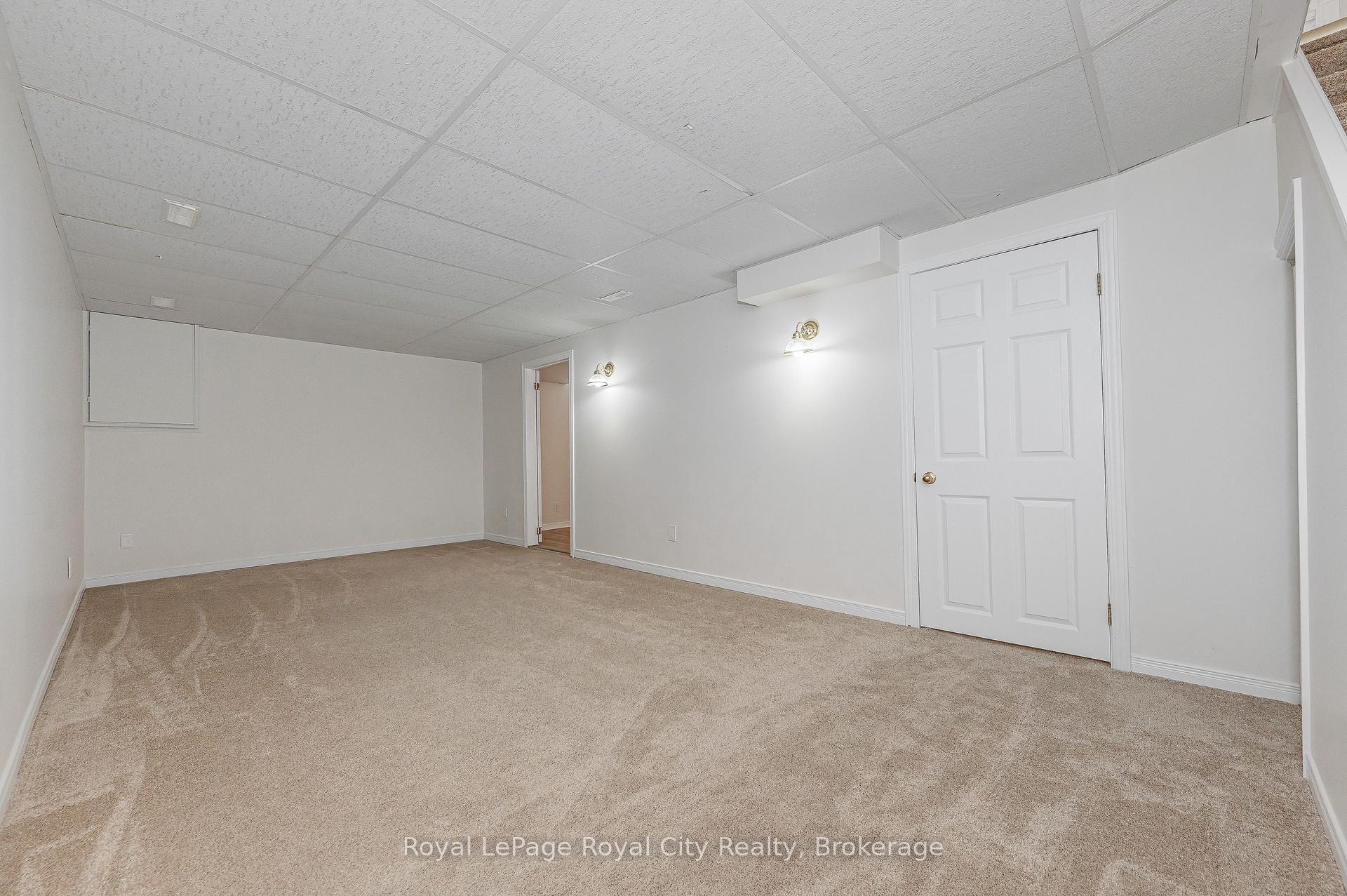 Photo 26 of 16 Sagewood Place, Guelph, Kortright West — HOMEH
