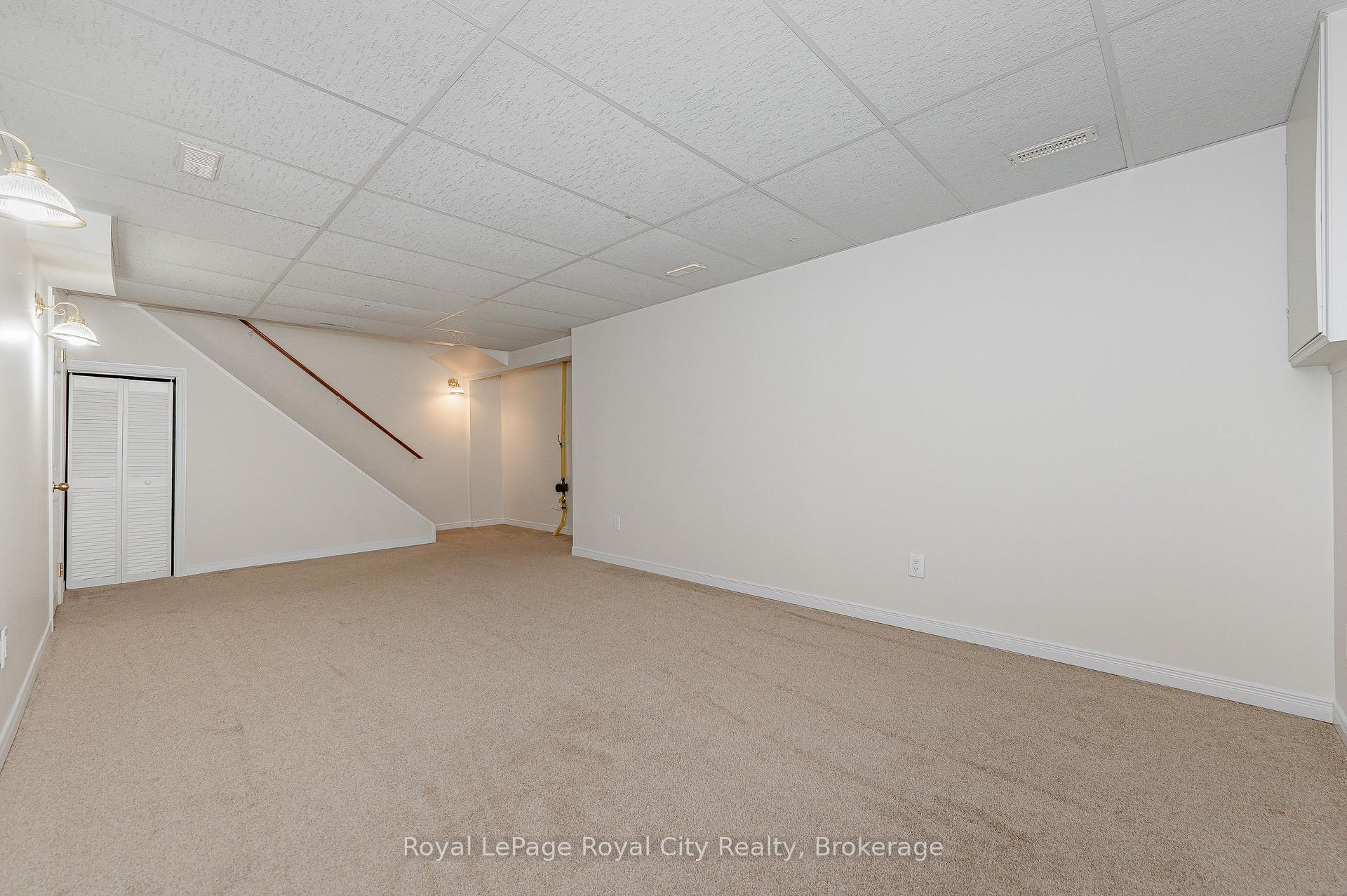 Photo 27 of 16 Sagewood Place, Guelph, Kortright West — HOMEH