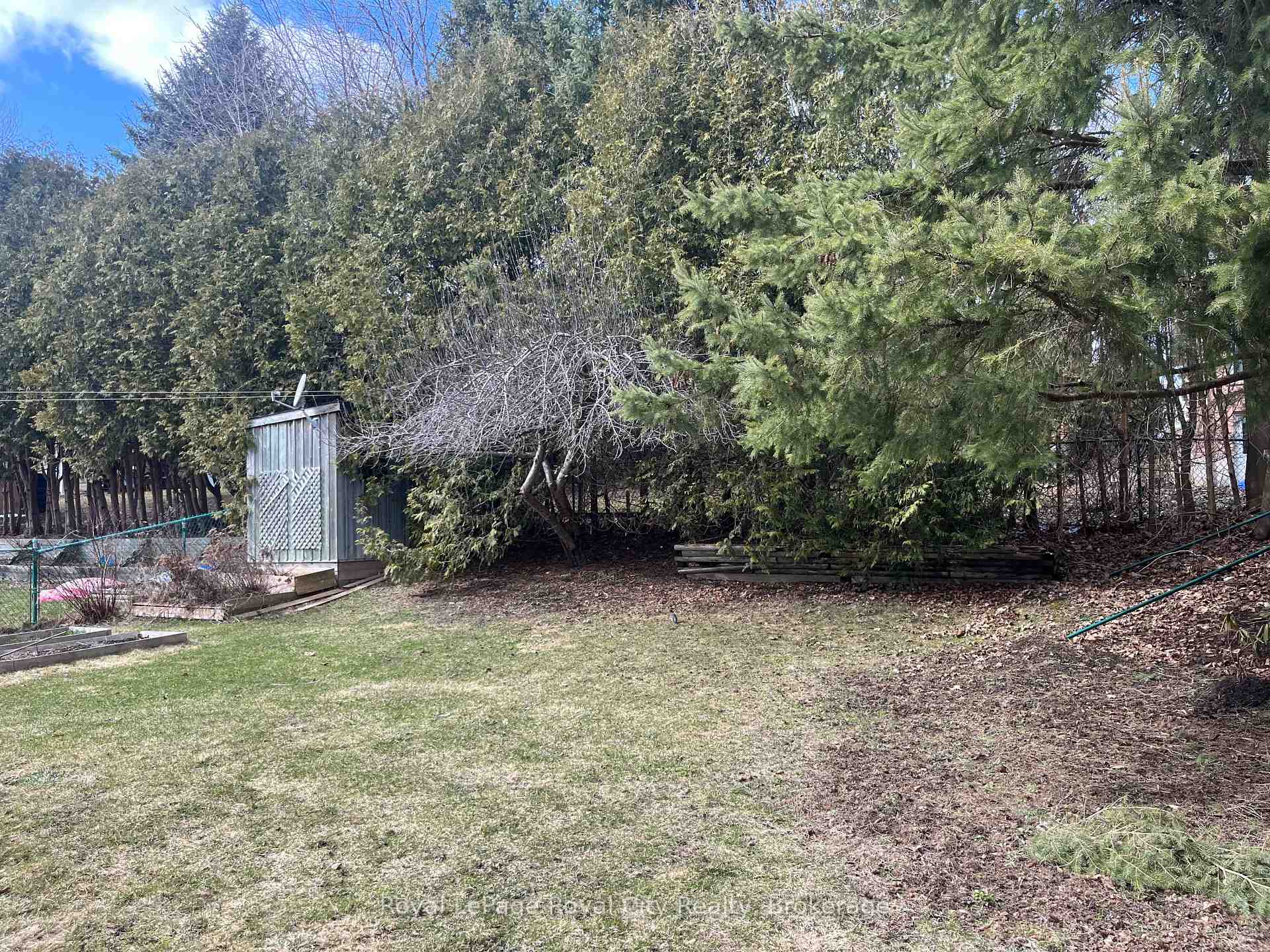 Photo 33 of 16 Sagewood Place, Guelph, Kortright West — HOMEH
