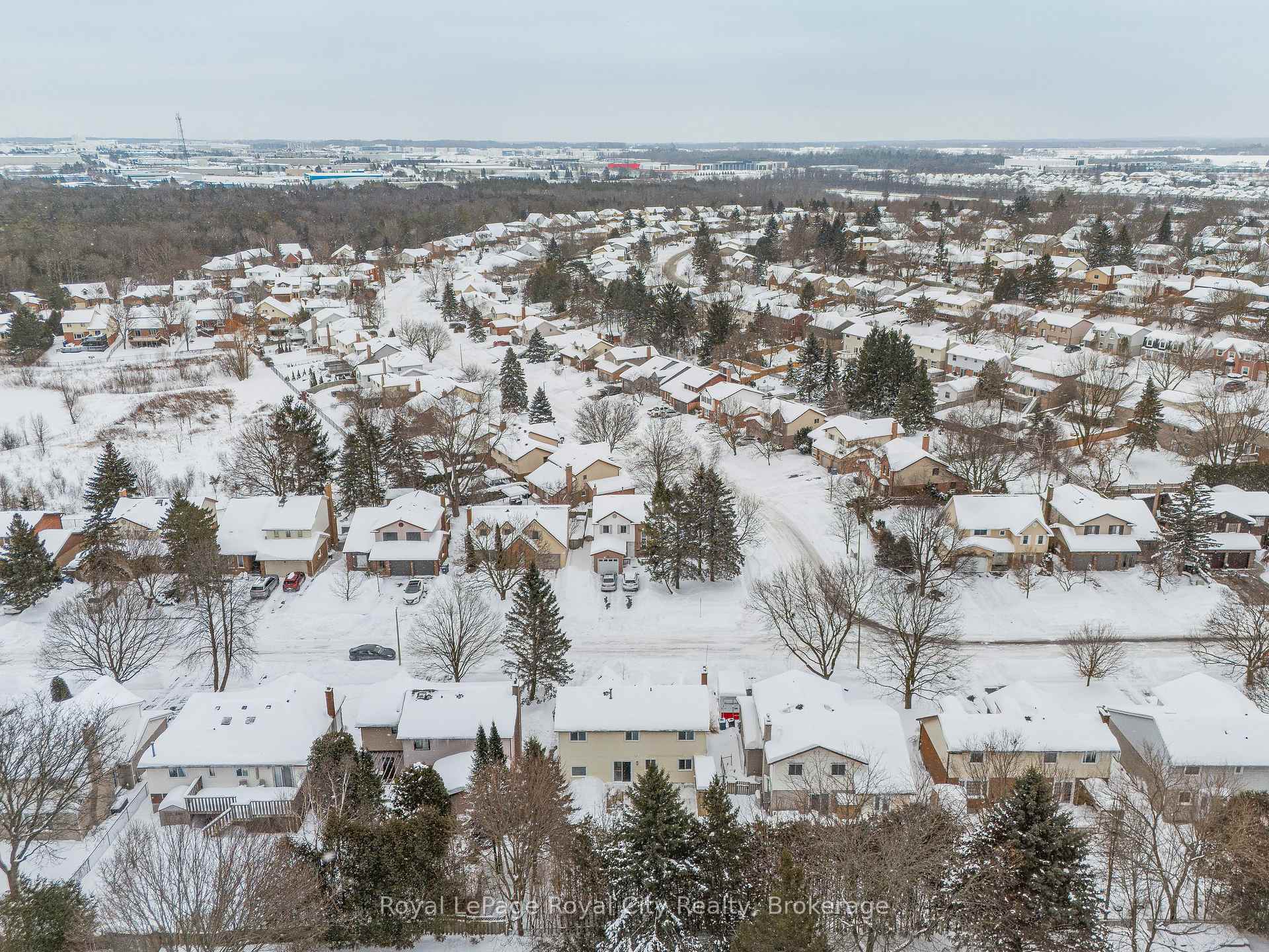 Photo 40 of 16 Sagewood Place, Guelph, Kortright West — HOMEH