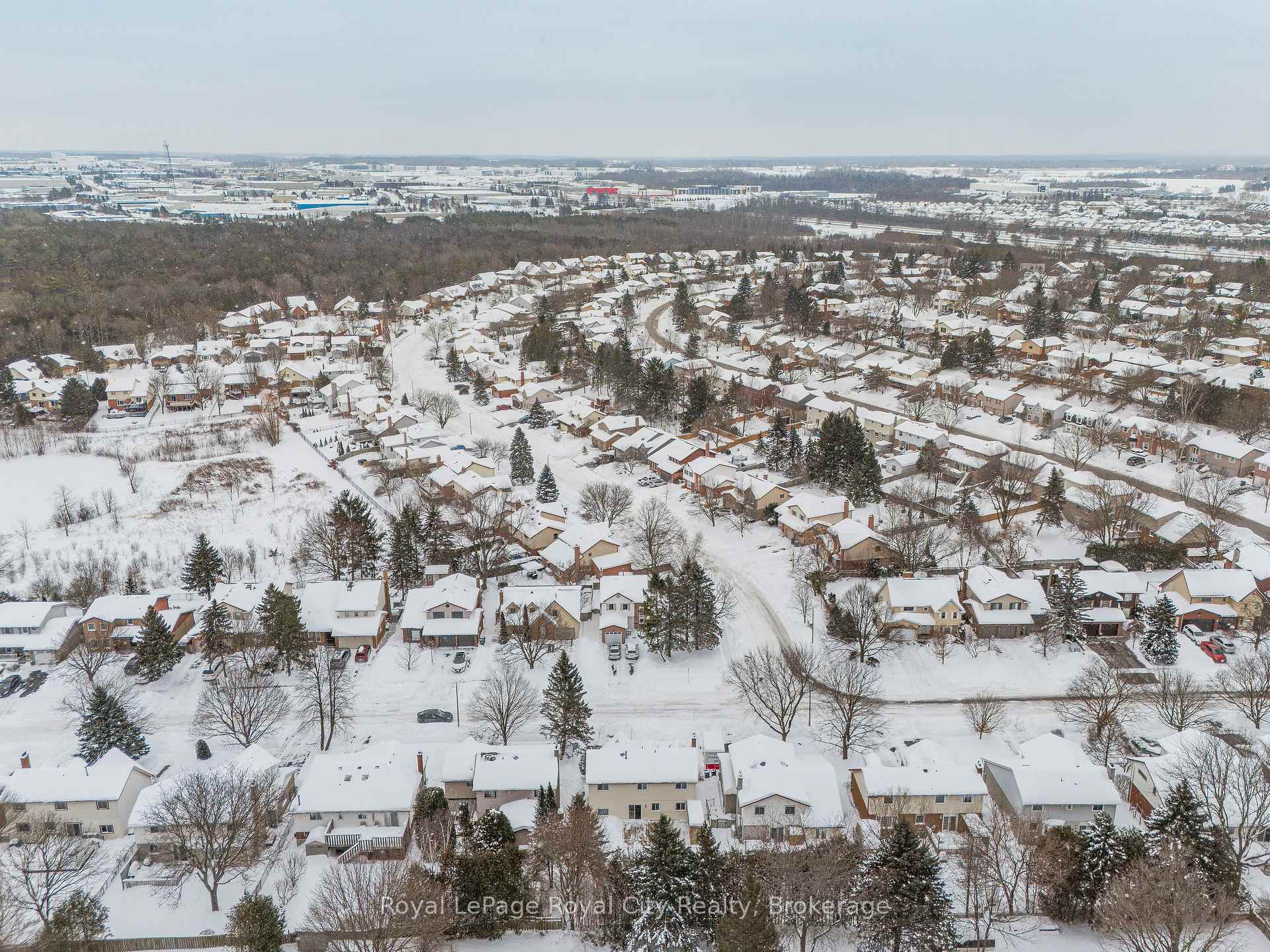 Photo 41 of 16 Sagewood Place, Guelph, Kortright West — HOMEH