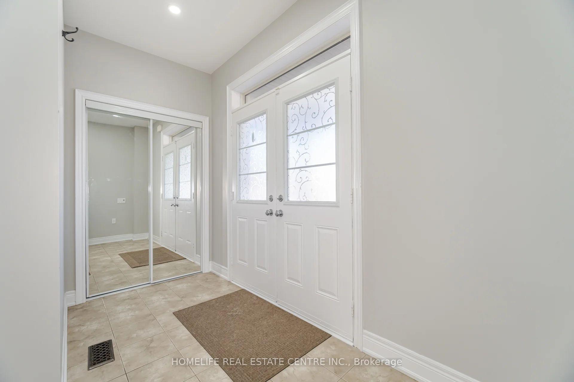 Photo 4 of 48 Blackberry Valley Crescent, Caledon, Rural Caledon — HOMEH