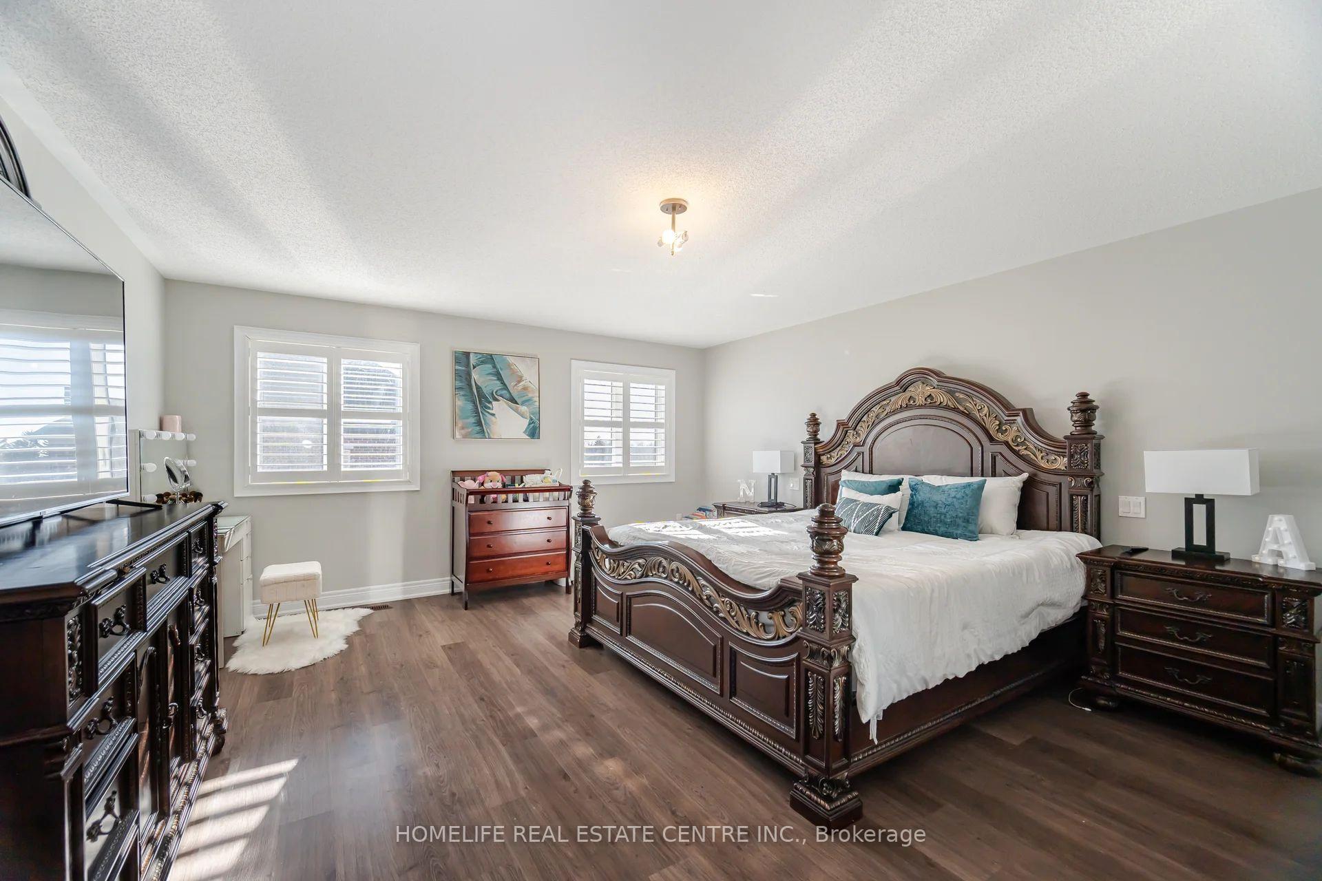 Photo 21 of 48 Blackberry Valley Crescent, Caledon, Rural Caledon — HOMEH