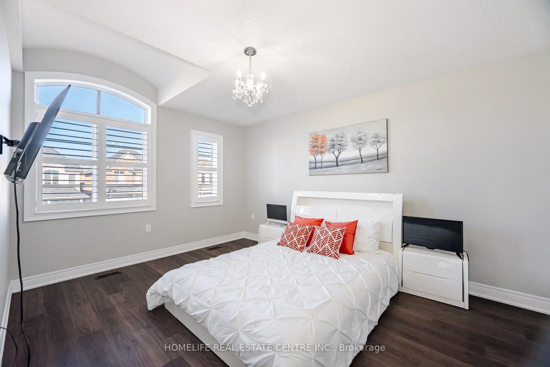Photo 33 of 48 Blackberry Valley Crescent, Caledon, Rural Caledon — HOMEH