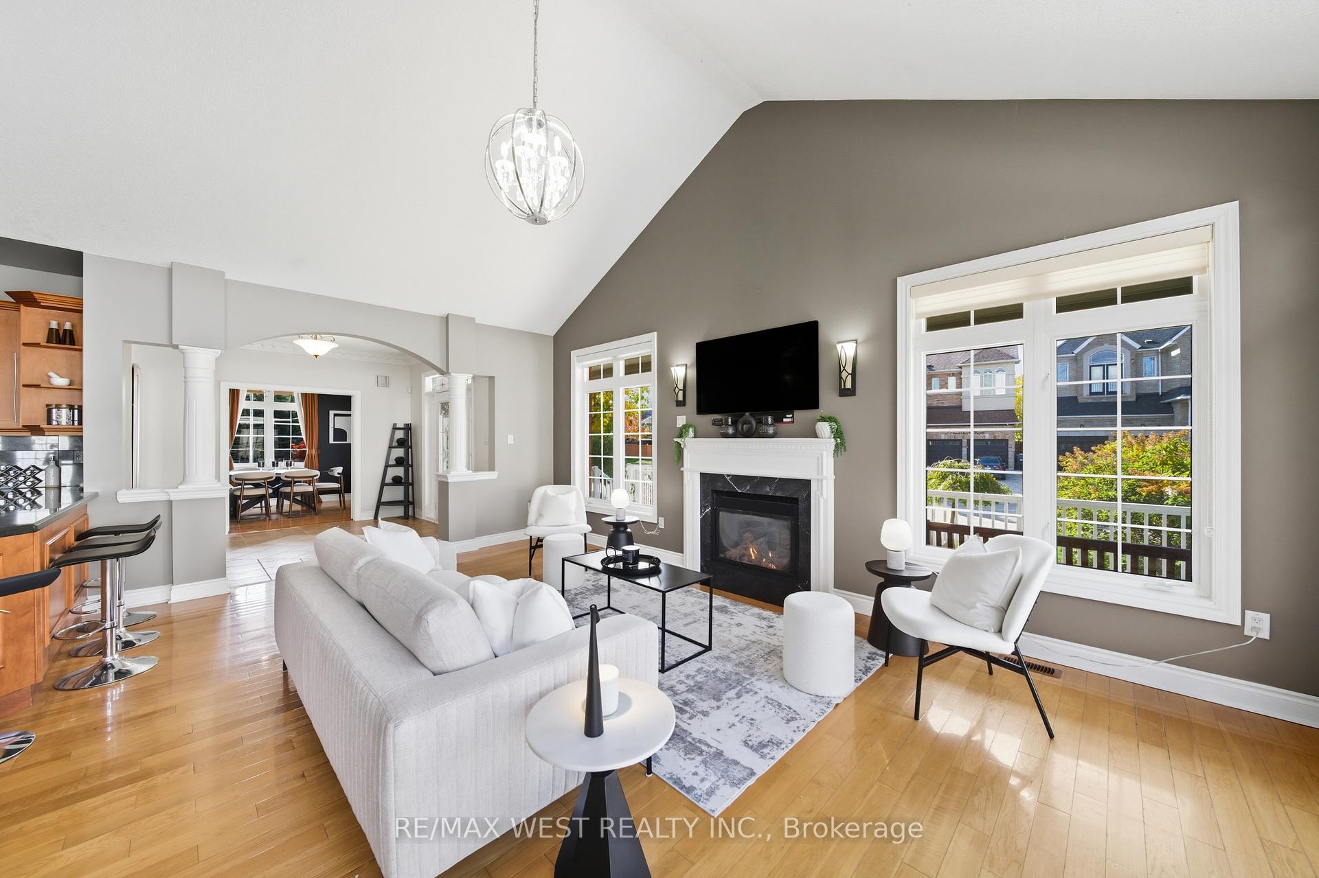 Photo 8 of 1 Nova Scotia Road, Brampton, Bram West — HOMEH
