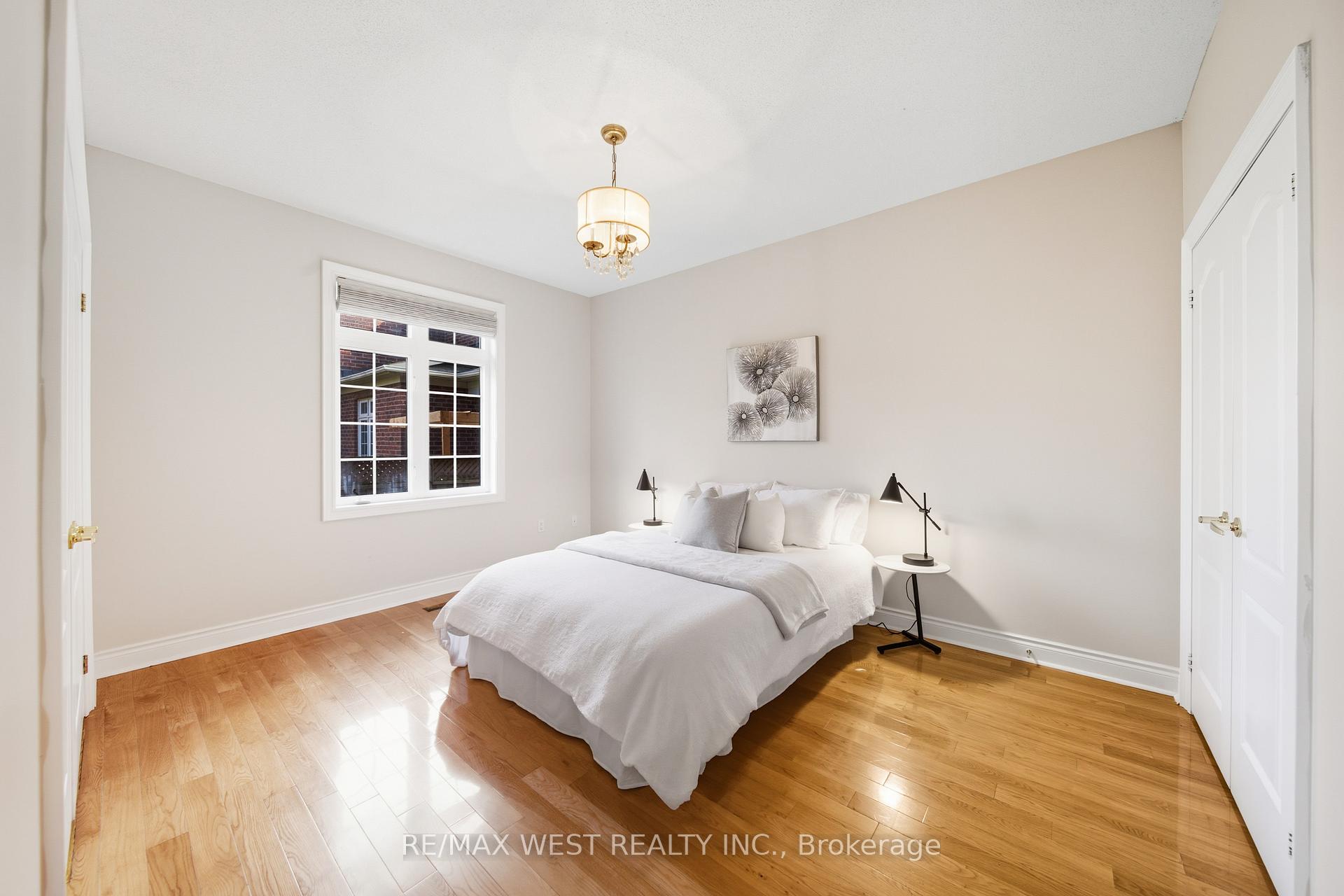 Photo 20 of 1 Nova Scotia Road, Brampton, Bram West — HOMEH