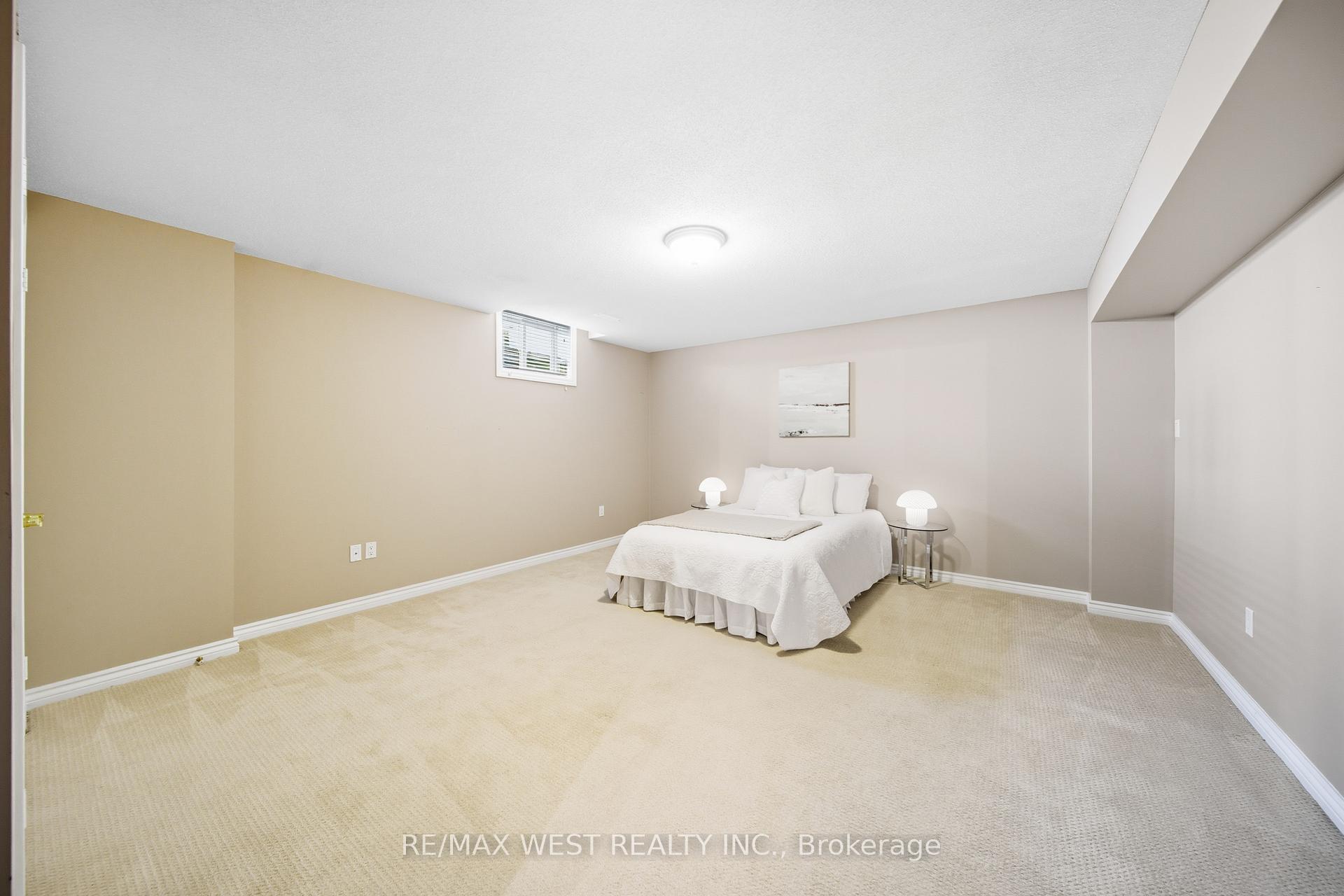 Photo 26 of 1 Nova Scotia Road, Brampton, Bram West — HOMEH