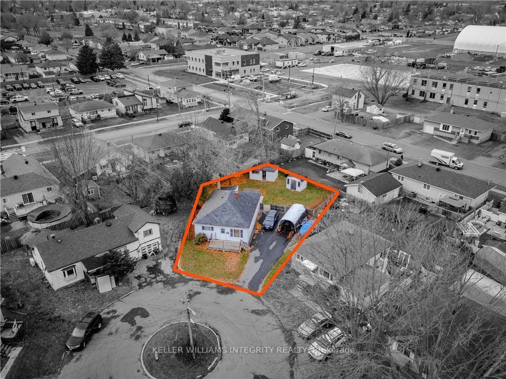 Photo 3 of 9 Leduc Circle, Cornwall — HOMEH