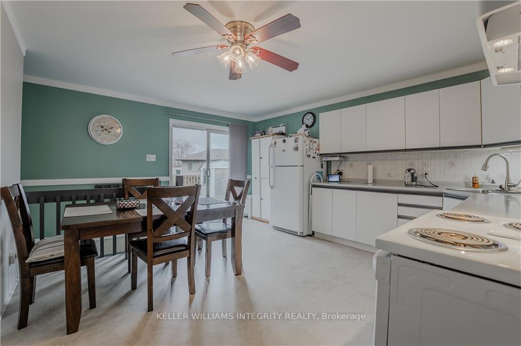 Photo 8 of 9 Leduc Circle, Cornwall — HOMEH