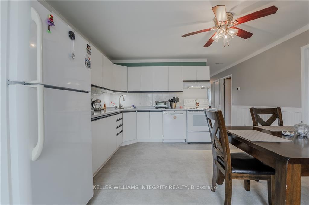 Photo 11 of 9 Leduc Circle, Cornwall — HOMEH