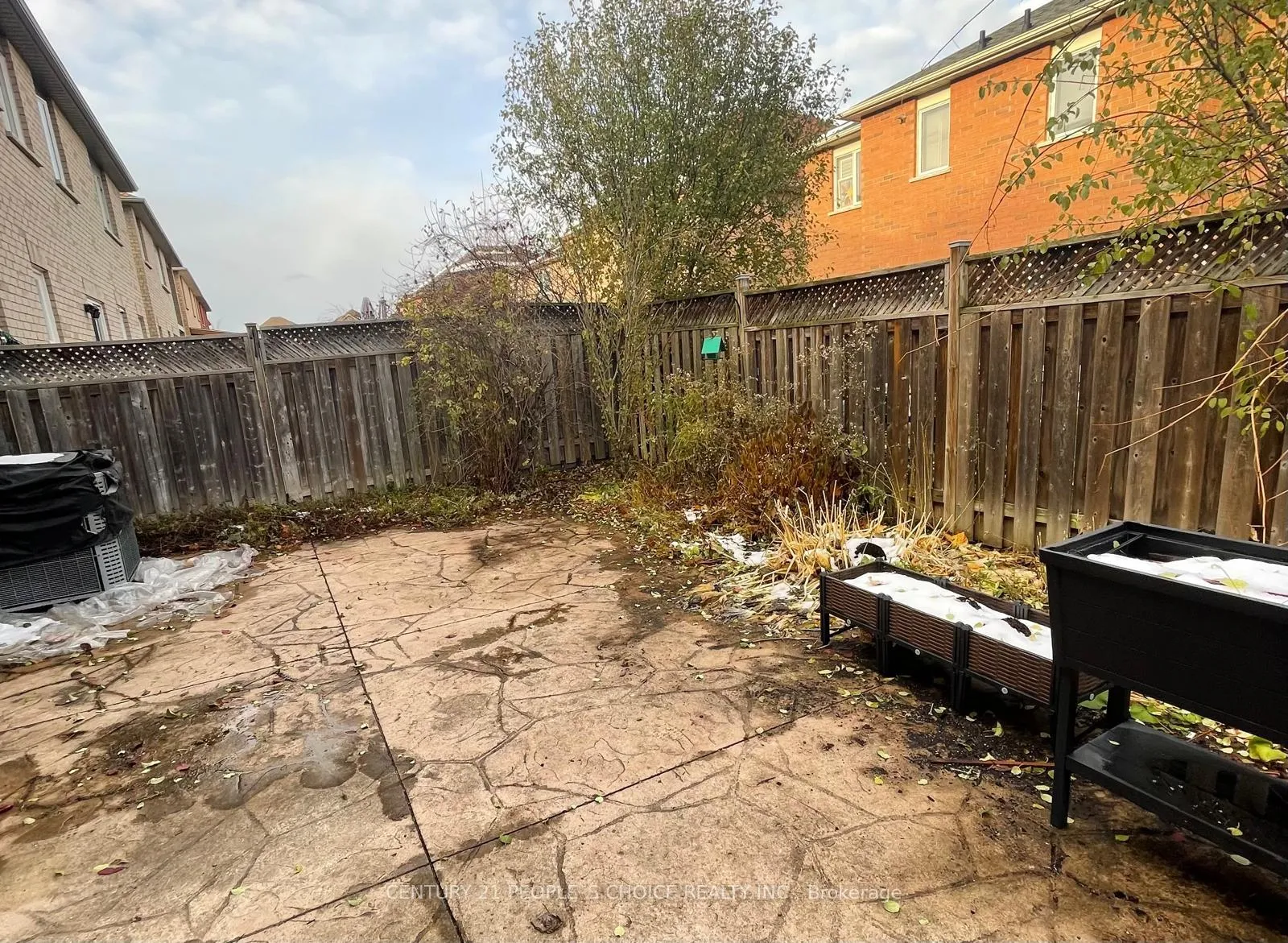 Photo 23 of 215 Edenbrook Hill Drive, Brampton, Fletcher's Meadow — HOMEH