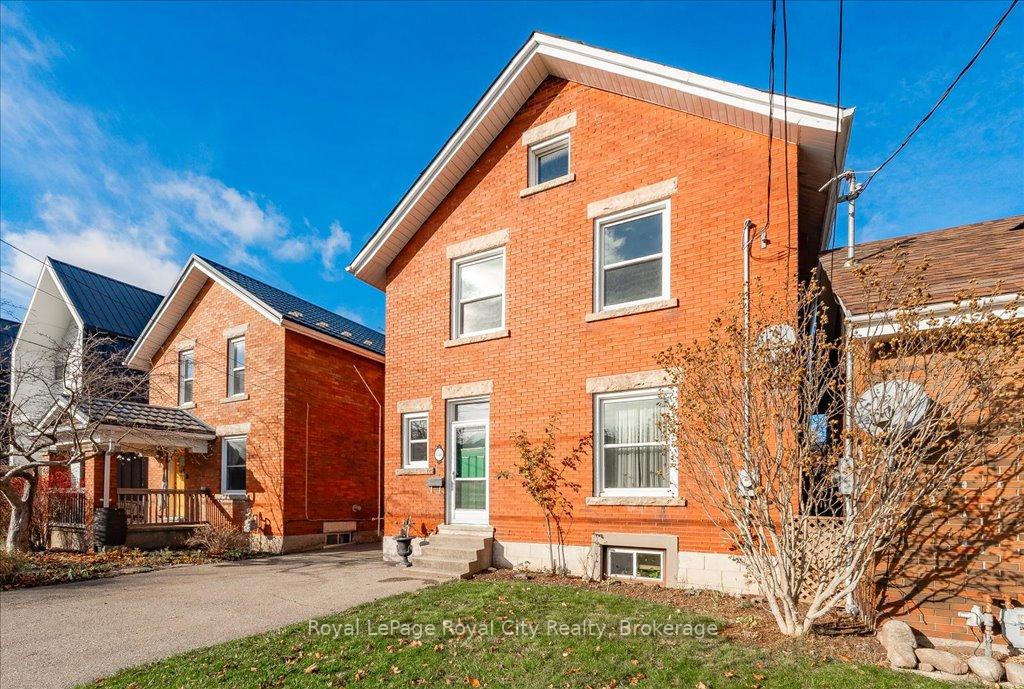 Front of 158 Ontario Street