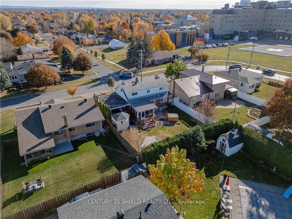 Photo 3 of 908 Lasalle Road, Cornwall — HOMEH