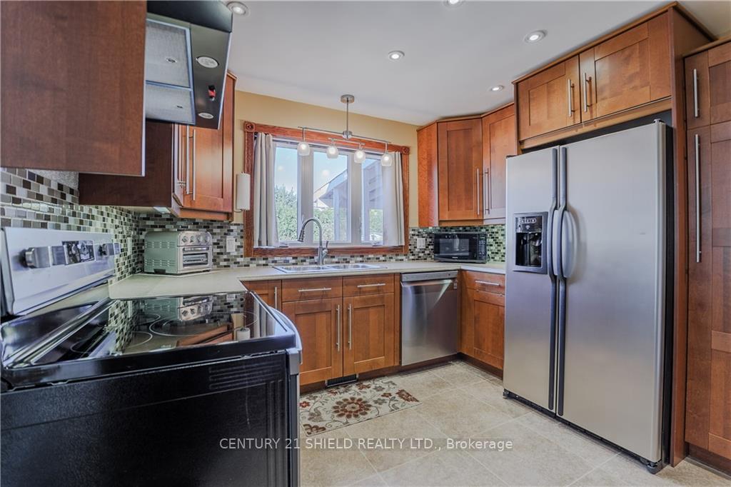 Photo 13 of 908 Lasalle Road, Cornwall — HOMEH