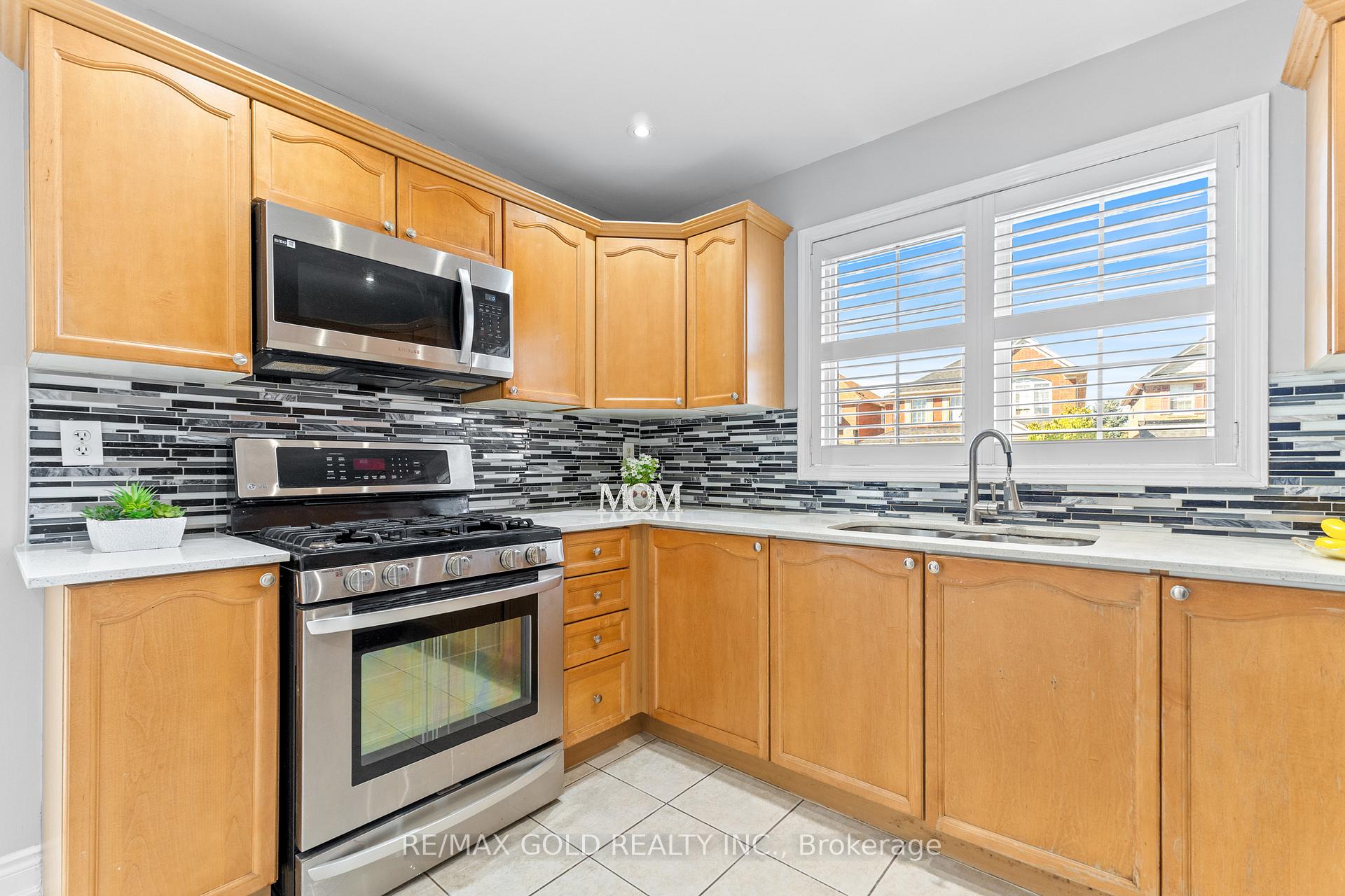 Photo 19 of 23 Lyric Road, Brampton, Gore Industrial North — HOMEH