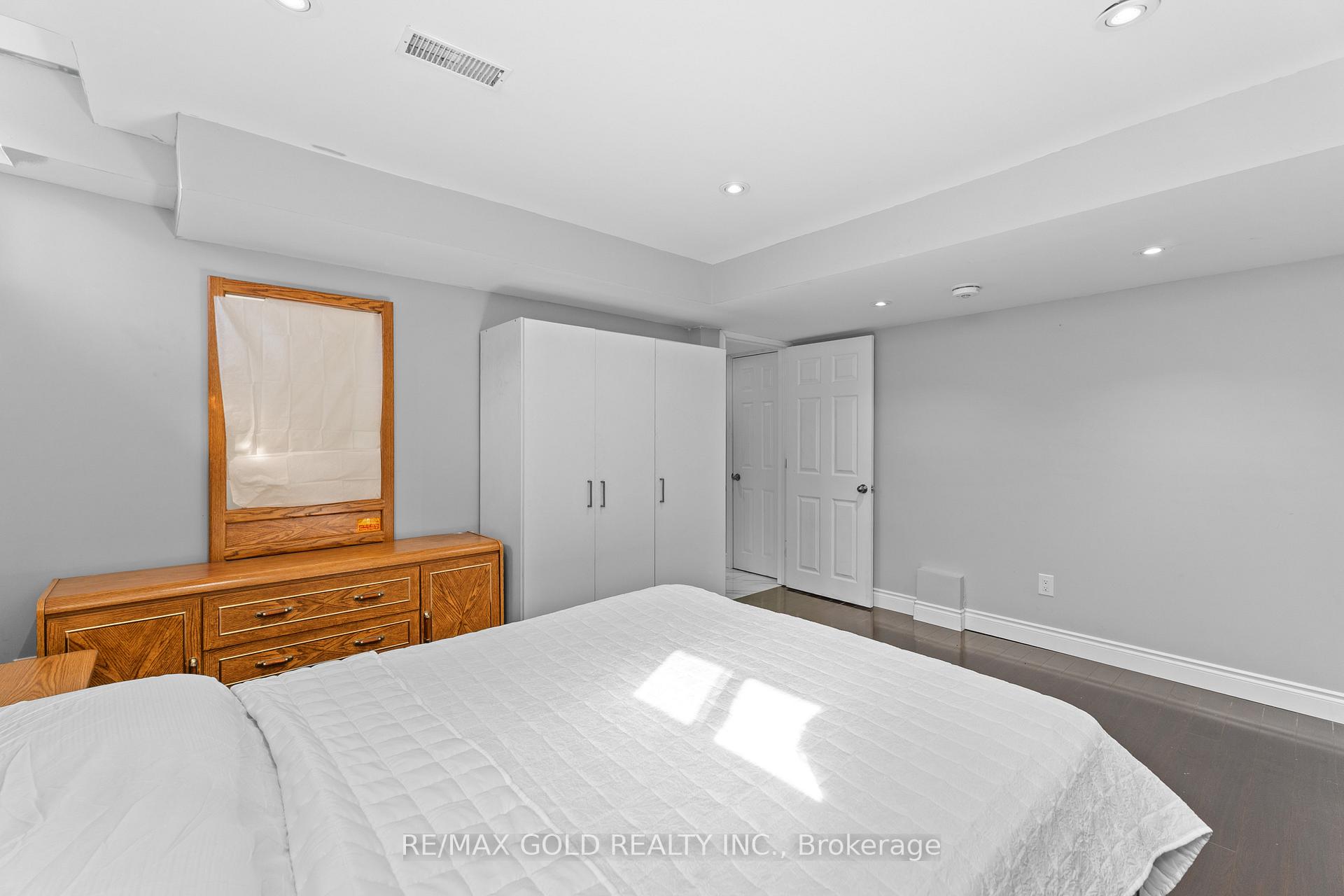 Photo 41 of 23 Lyric Road, Brampton, Gore Industrial North — HOMEH