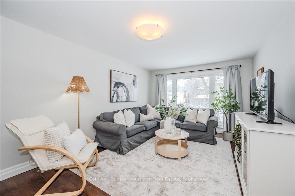 Photo 15 of 15 Hardy Street, Guelph, St. George's — HOMEH
