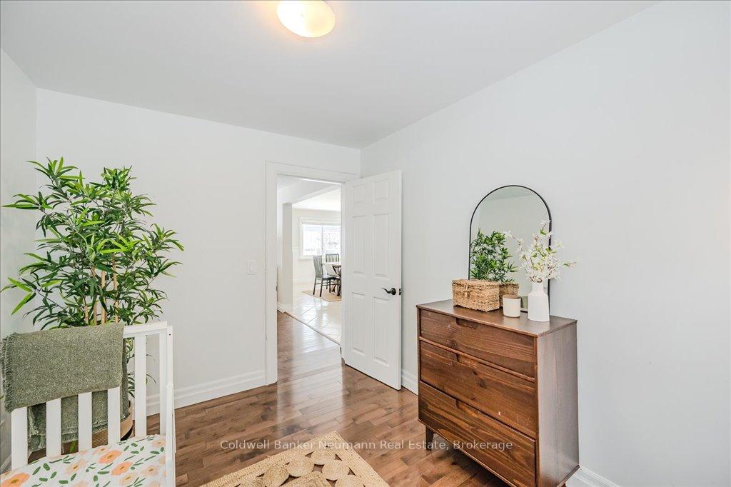 Photo 26 of 15 Hardy Street, Guelph, St. George's — HOMEH